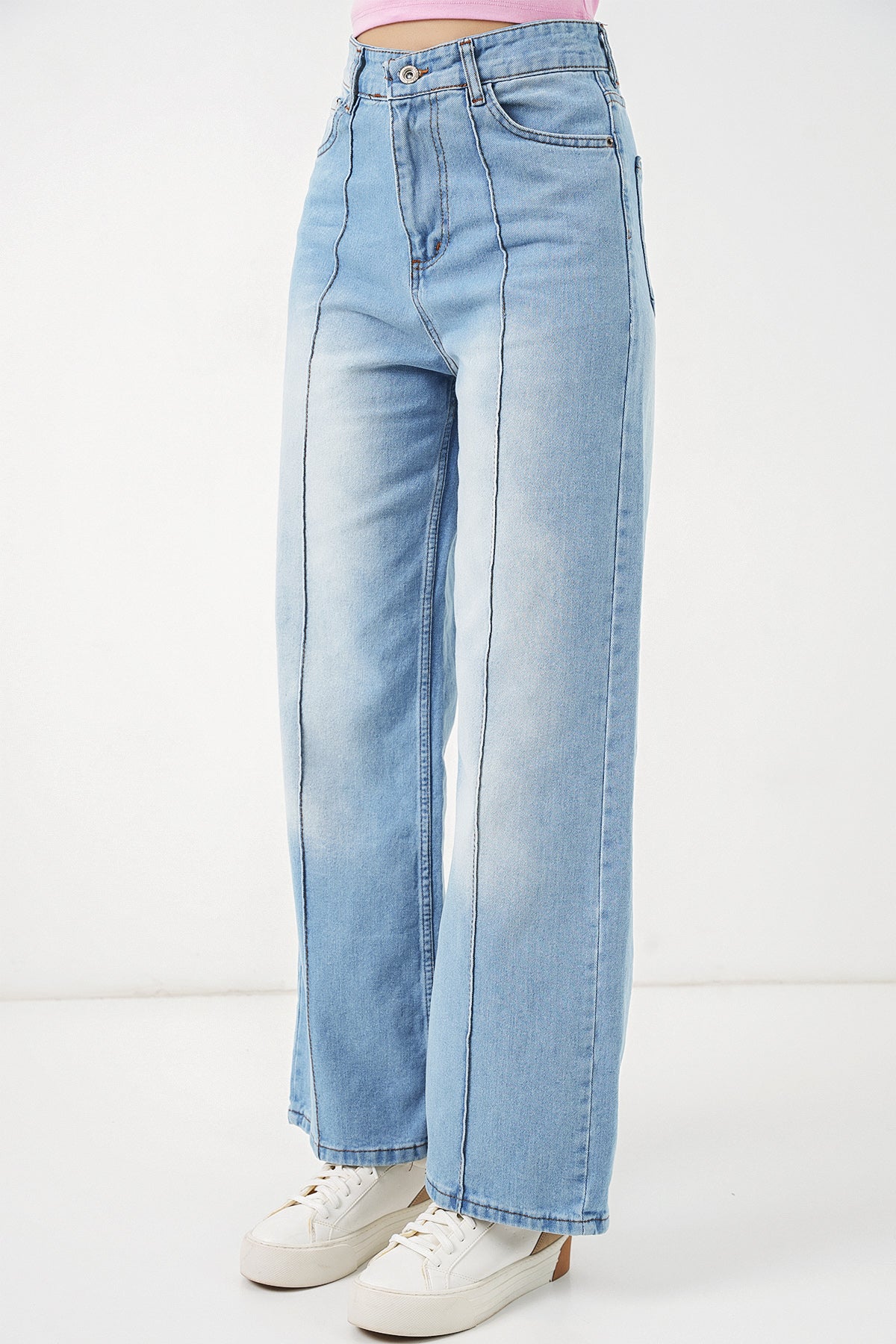 Image of Women's High-Waisted Jeans 30082 - Light Blue