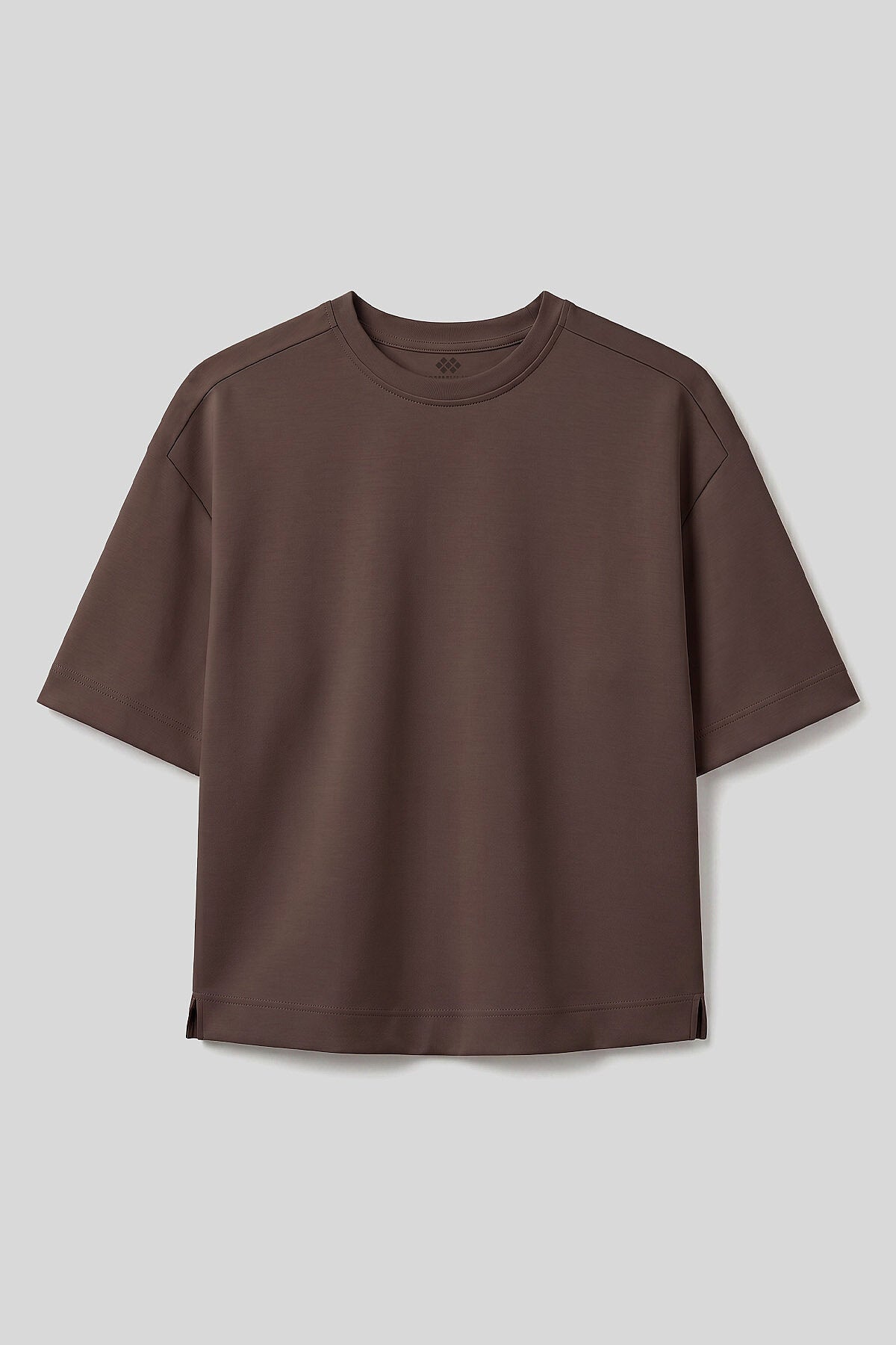 Image of Kahverengi O Yaka Oversize Kısa Kollu Kadın T-Shirt - 97316