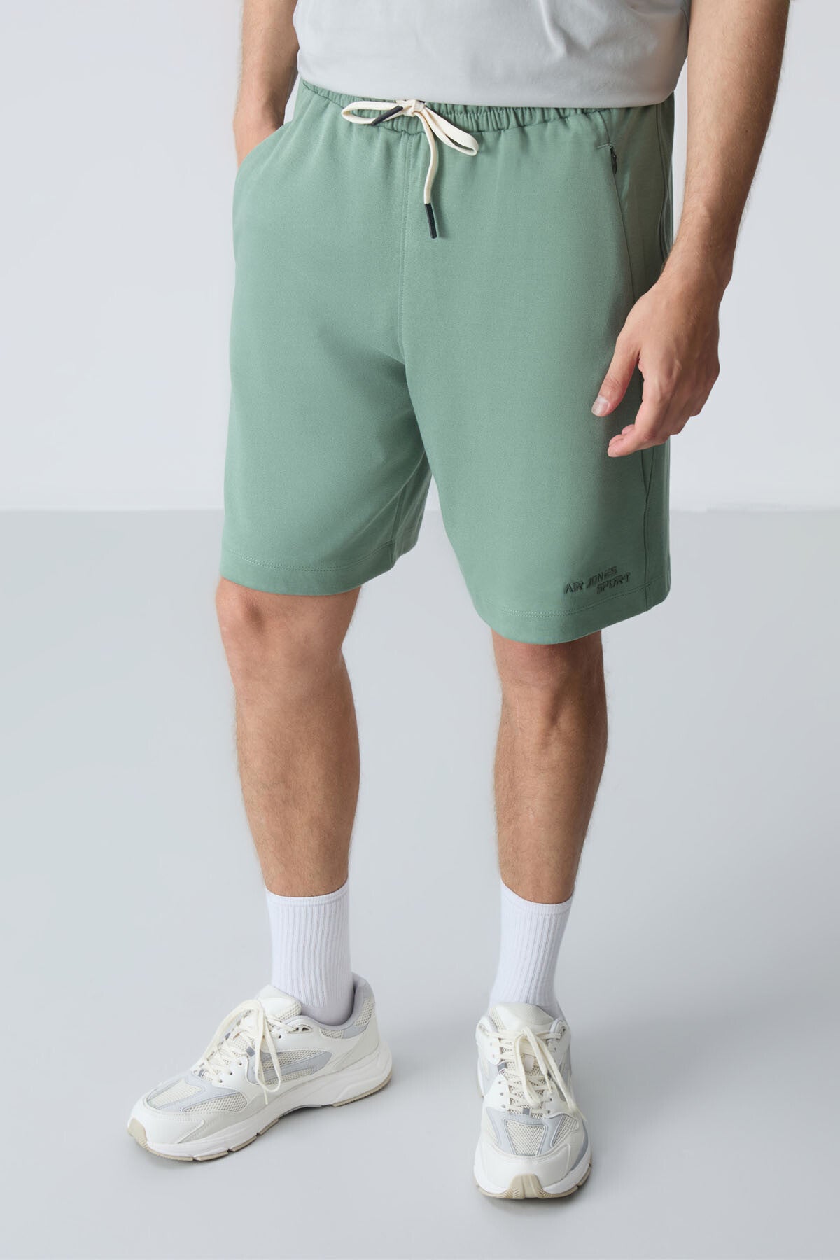 Image of Açık Yeşil Pamuklu Kalın Yumuşak Dokulu Standart Fit Basic Erkek Şort  - 81276