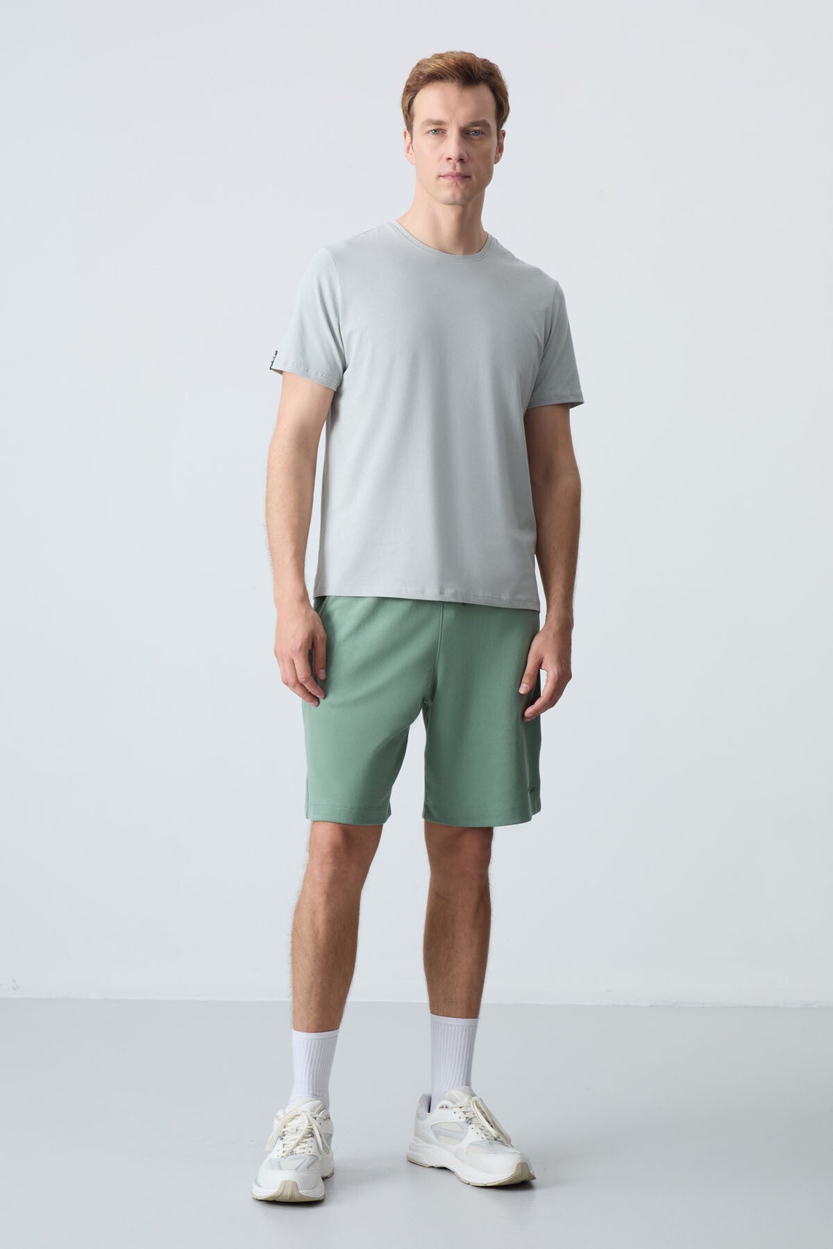 Image of Light Green Cotton Thick Soft Textured Standard Fit Basic Men's Shorts - 81276