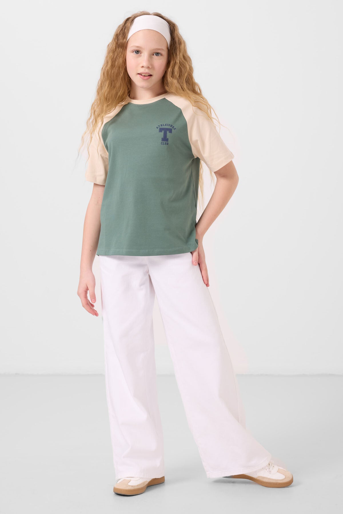 Image of Açık Yeşil O Yaka  Pamuklu Baskılı Oversize Fit Kız Çocuk T-Shirt - 75179