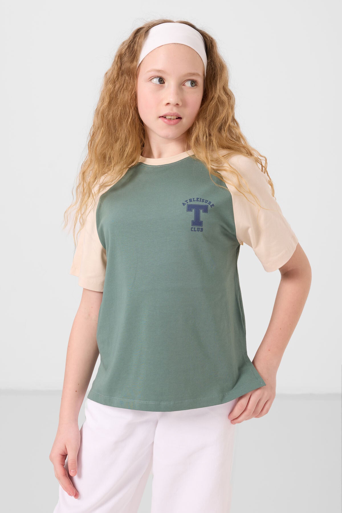 Image of Açık Yeşil O Yaka  Pamuklu Baskılı Oversize Fit Kız Çocuk T-Shirt - 75179