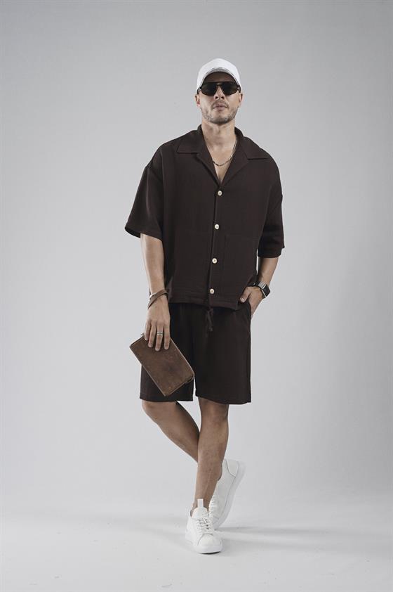 Image of Oversize Men's Shirt and Shorts Set with Kangaroo Pocket