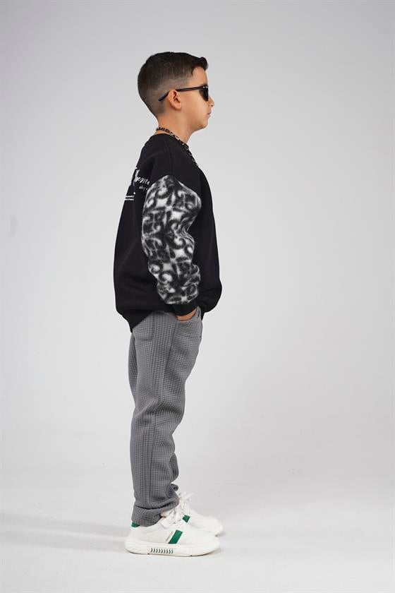 Image of Kingbrich Kids Crew Neck Sleeve Trimmed Printed Children's Sweatshirt