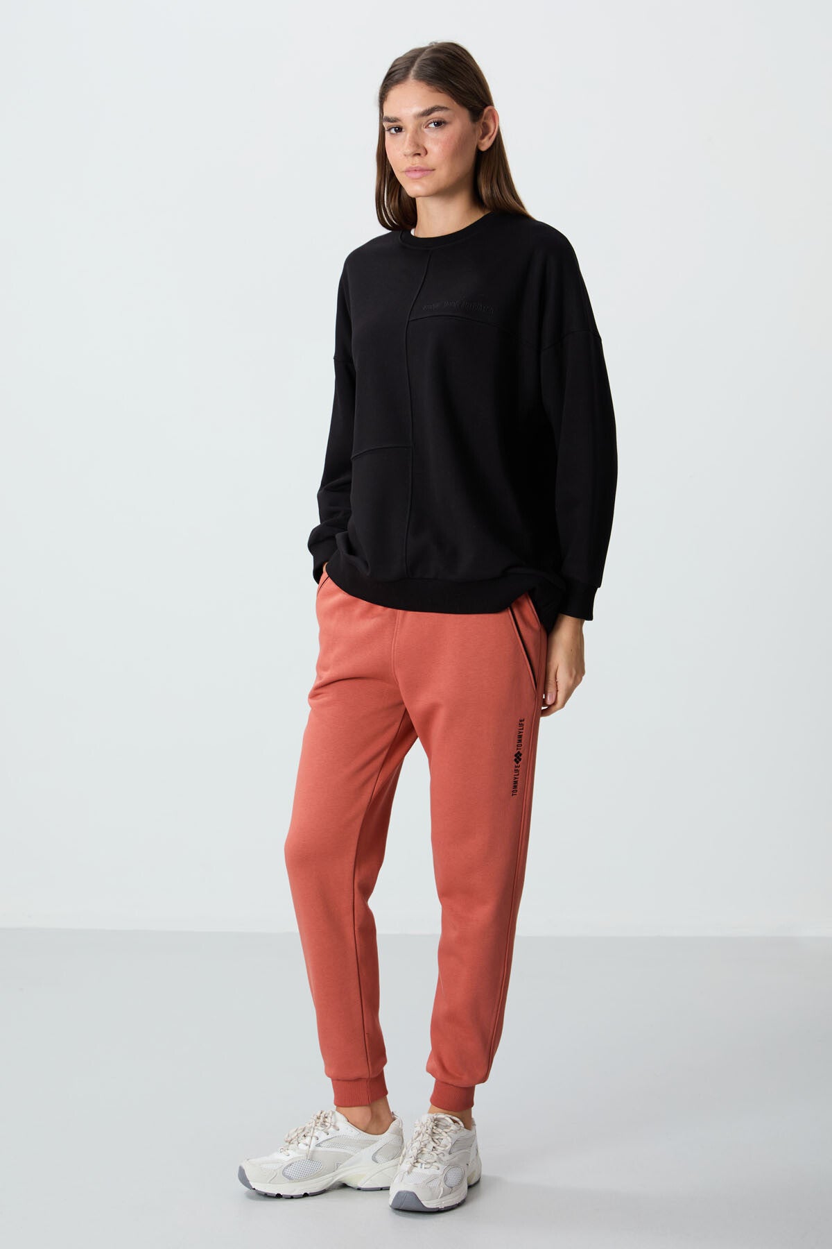 Image of Pantaloni de trening Tile Compact Cotton, grosi, texturați, croială standard, pentru femei - 94660