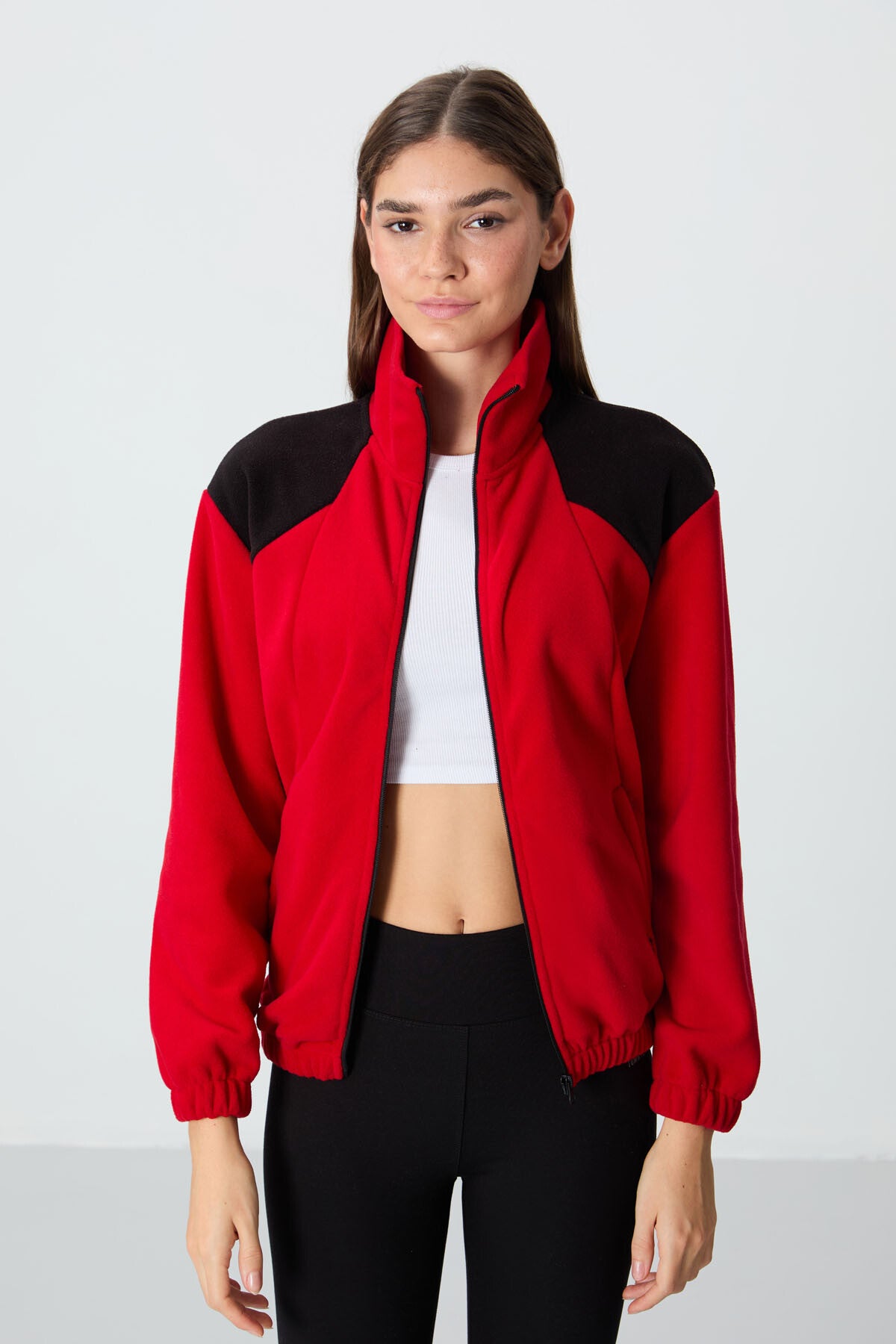Image of Kırmızı Kalın Yumuşak Dokulu Dik Yaka Oversize Nakışlı Polar Kadın Sweatshirt - 97293
