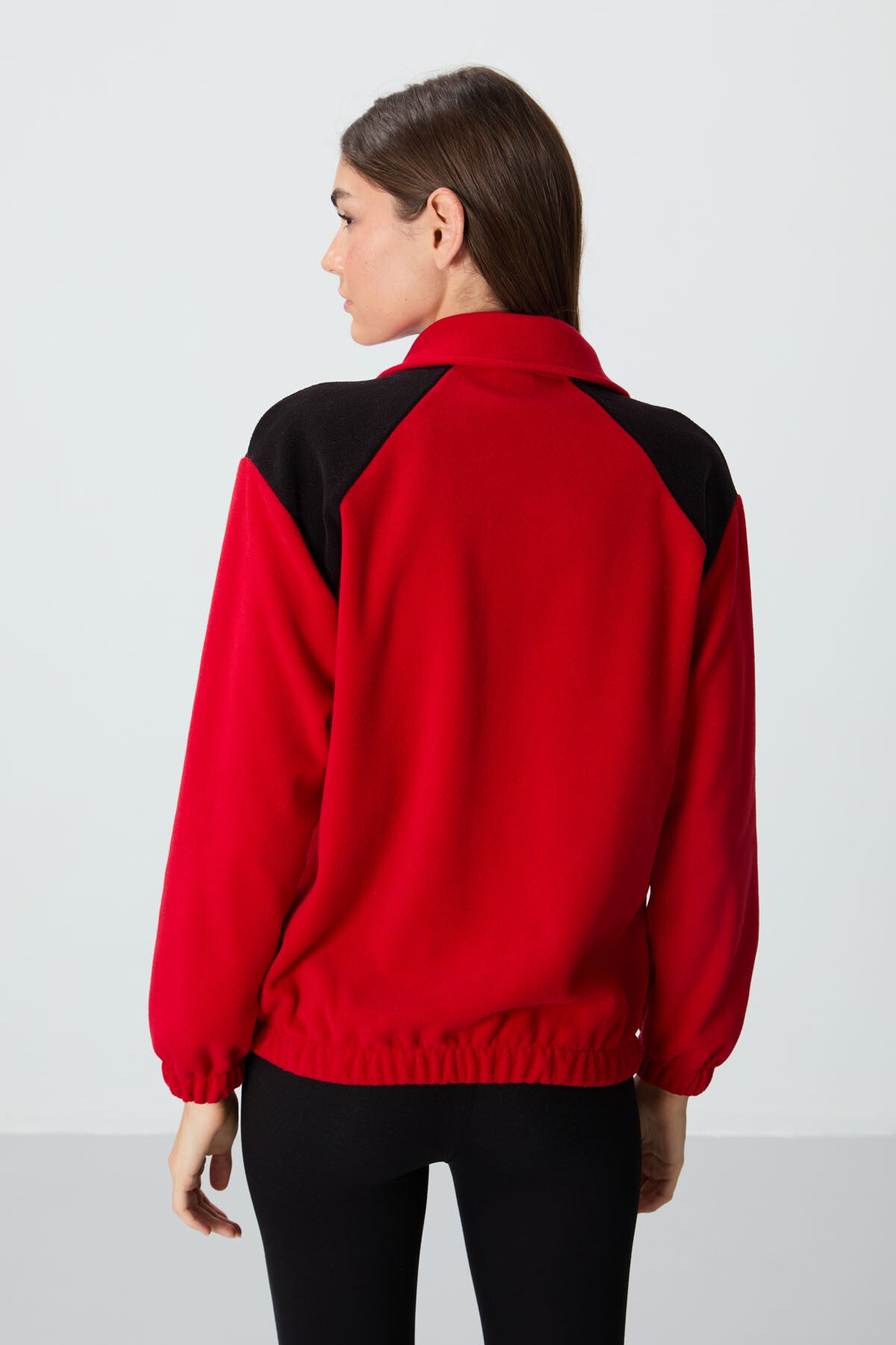 Image of Kırmızı Kalın Yumuşak Dokulu Dik Yaka Oversize Nakışlı Polar Kadın Sweatshirt - 97293
