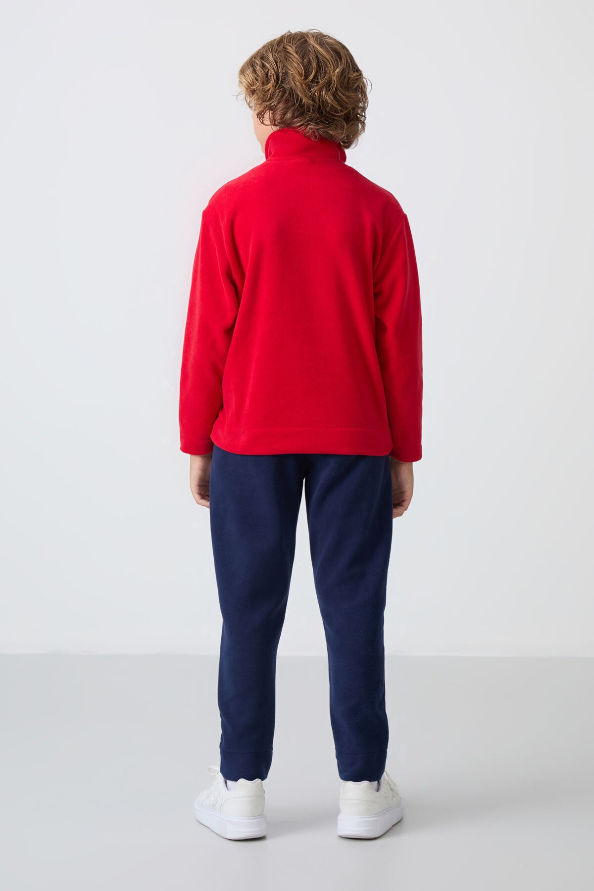 Image of Trening pentru băieți, roșu și bleumarin, din fleece gros, texturat, cu croială standard, brodat - 11218
