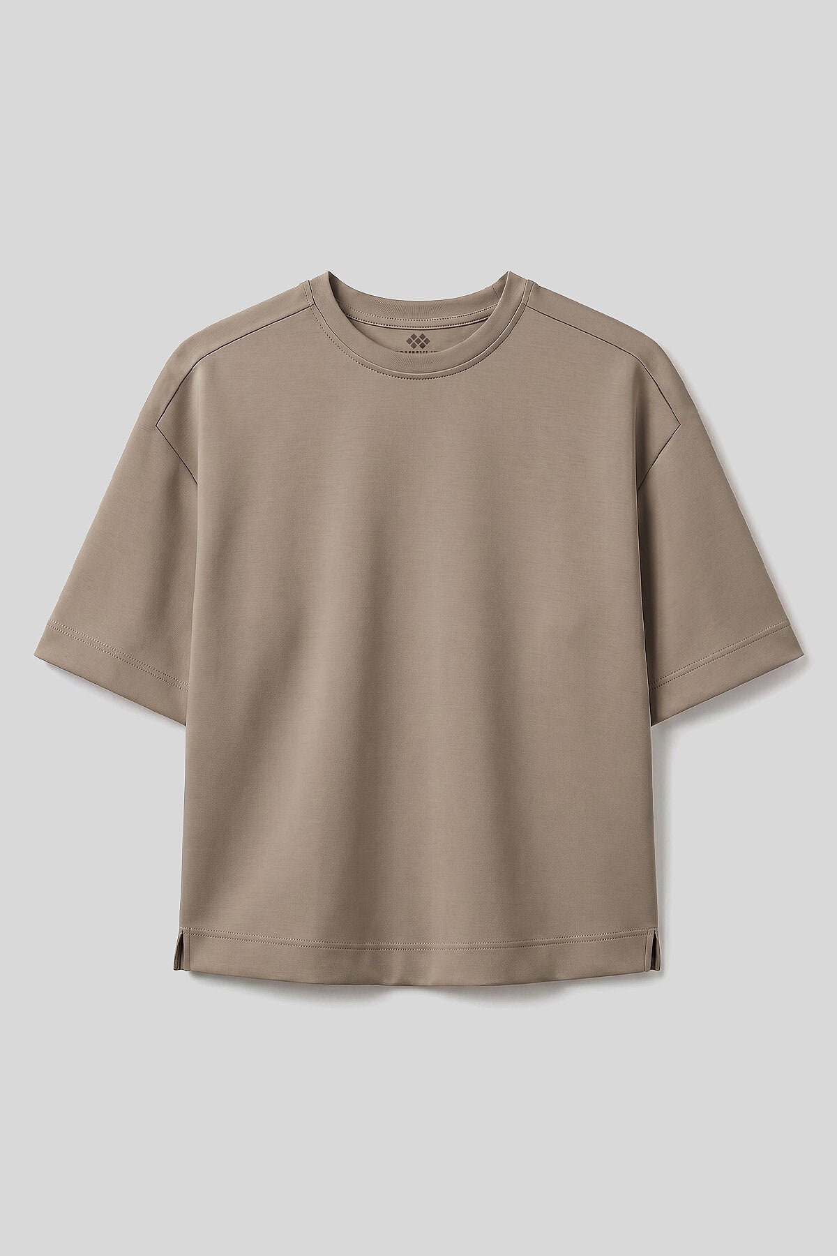 Image of Koyu Bej O Yaka Oversize Kısa Kollu Kadın T-Shirt - 97316
