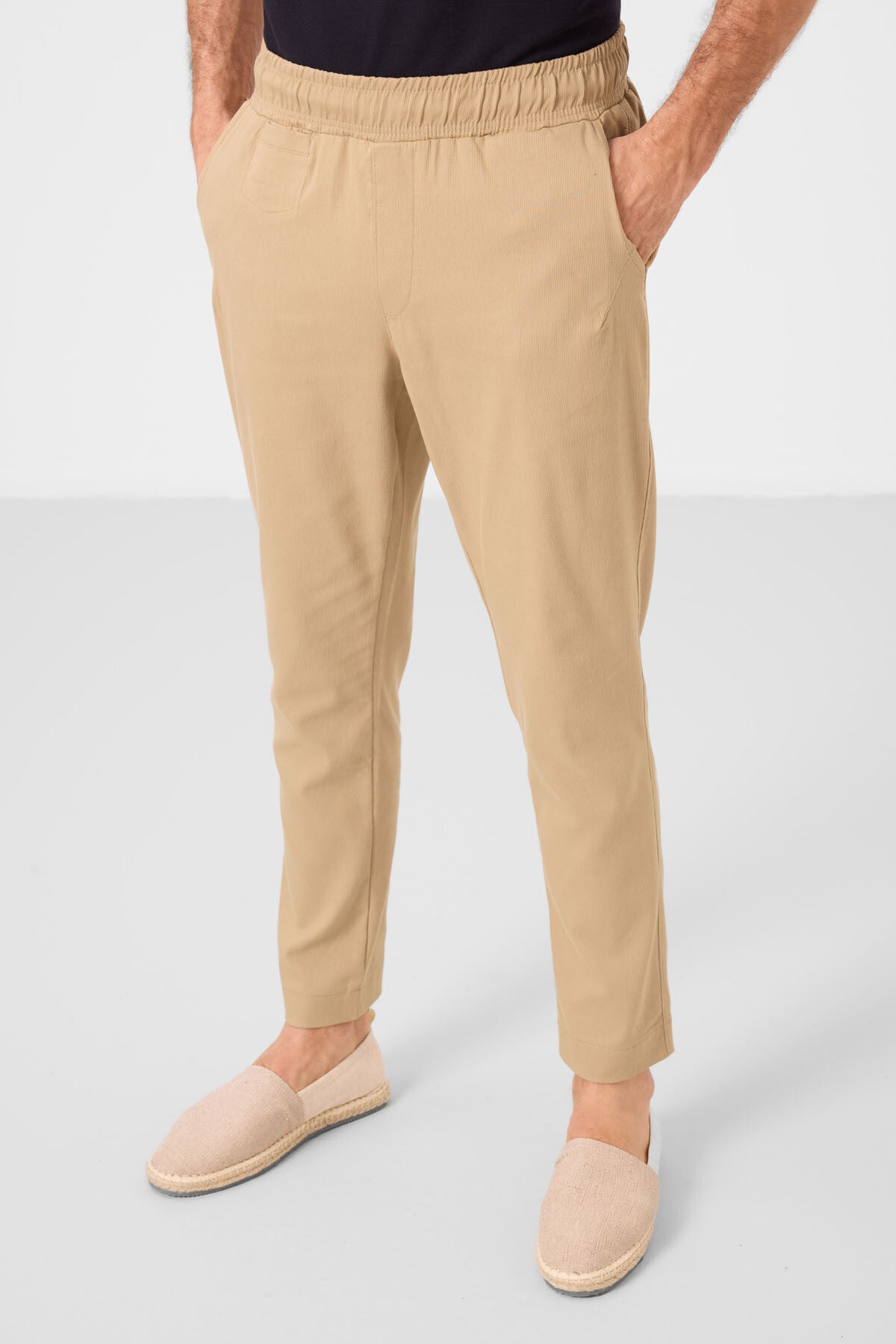 Image of Dark Beige Standard Fit Woven Lightweight Stretch Chino Men's Trousers - 82177