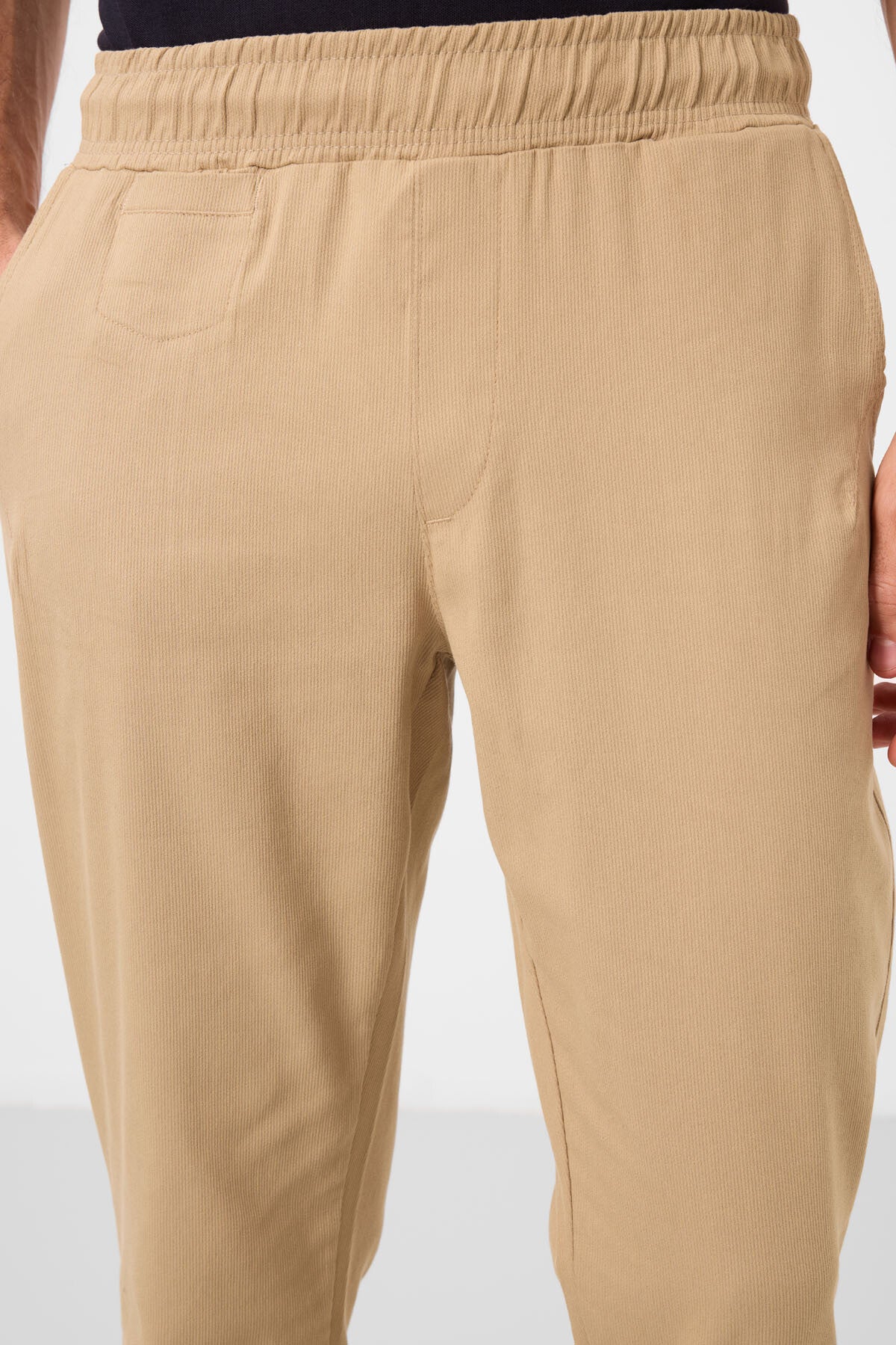 Image of Koyu Bej Standart Fit Dokuma Hafif Esnek Chino Erkek Pantolon - 82177