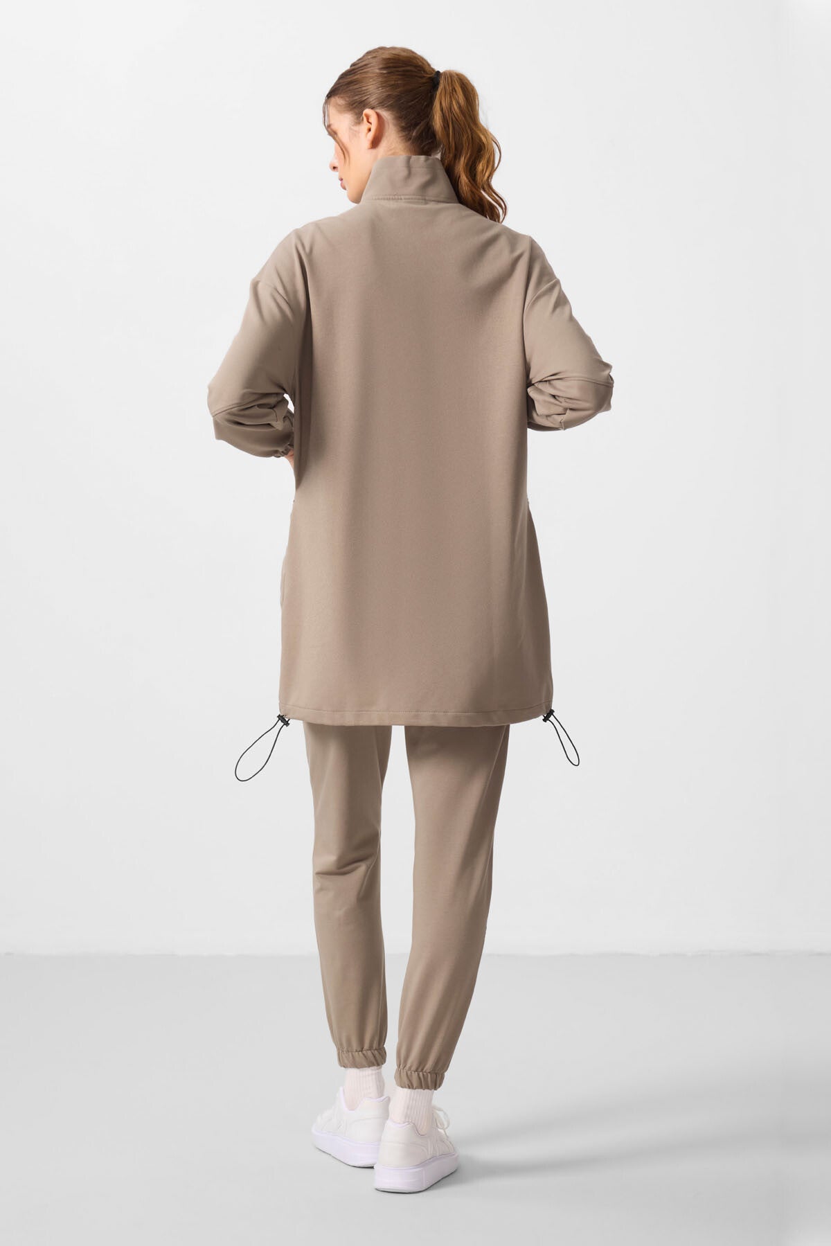 Image of Koyu Bej Dik Yaka Fermuarlı Rahat Form Kadın Eşofman Tunik Takım - 95345