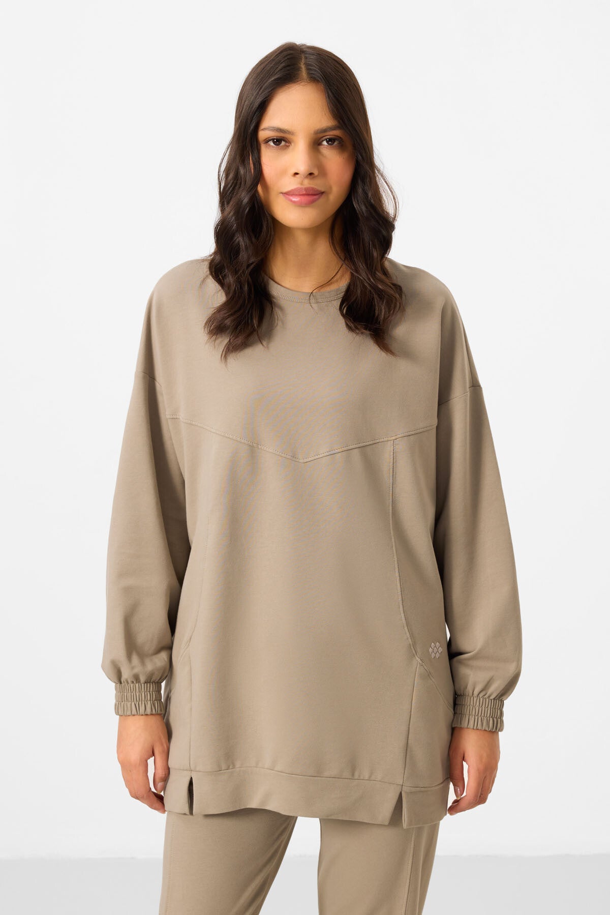 Image of Koyu Bej O Yaka Basic Oversize Kadın Eşofman Tunik Takım - 95347