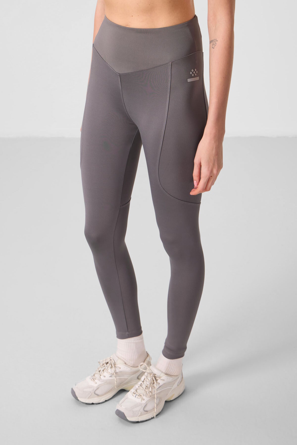 Image of Koyu Gri Standart Fit Esnek Performans Kadın Tayt - 94666