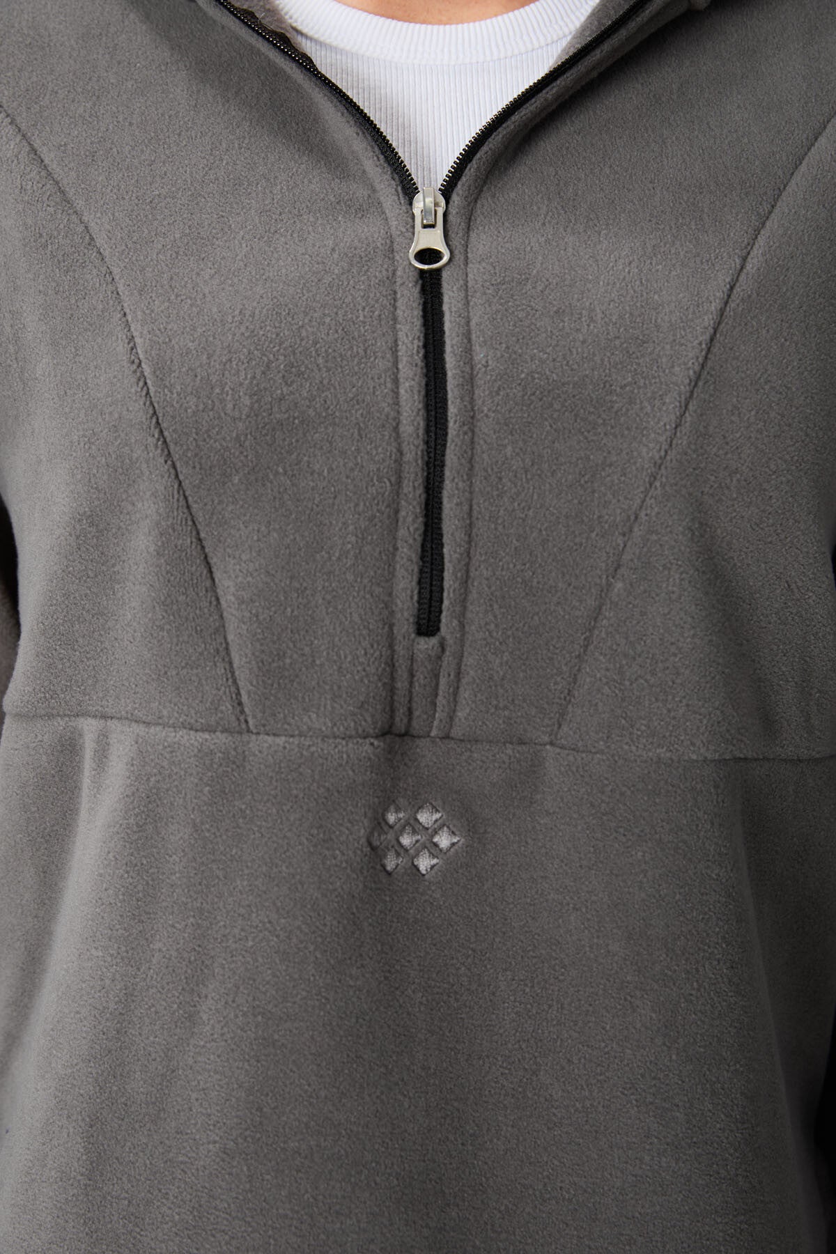 Image of Koyu Gri Kalın Yumuşak Dokulu Kapüşonlu Oversize Nakışlı Polar Kadın Sweatshirt -97286