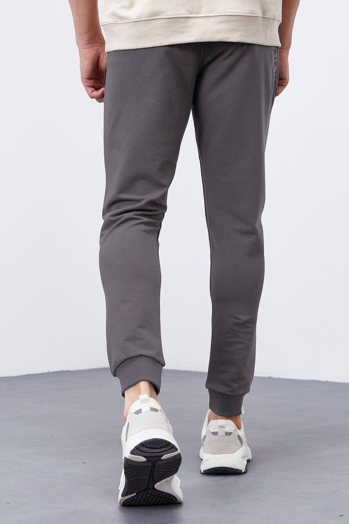 Image of Koyu Gri Fermuar Cepli Dar Kalıp  Jogger Erkek Eşofman Alt - 84343