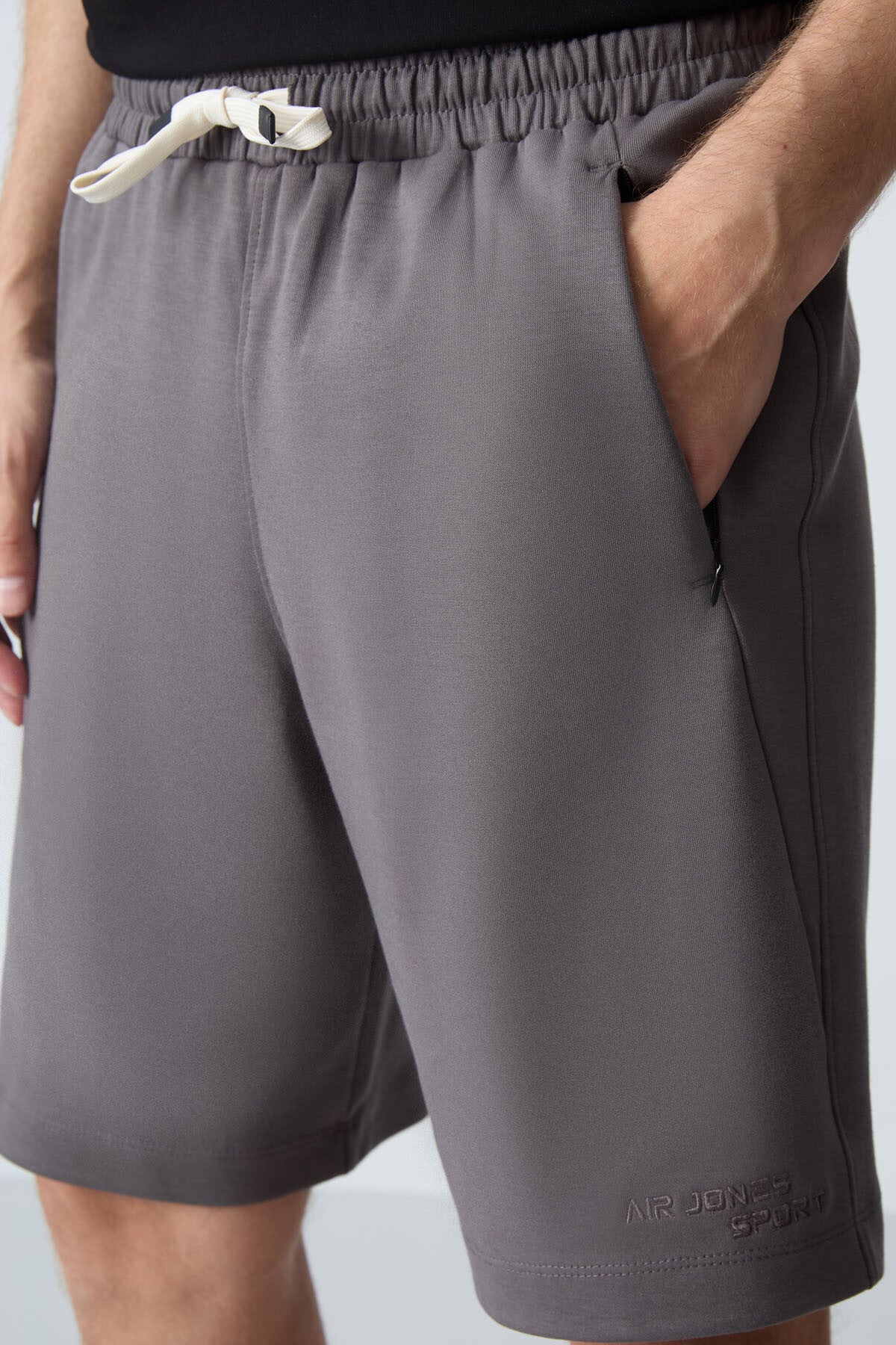 Image of Pantaloni scurți bărbătești gri închis, din bumbac gros, texturat moale, croială standard - 81276