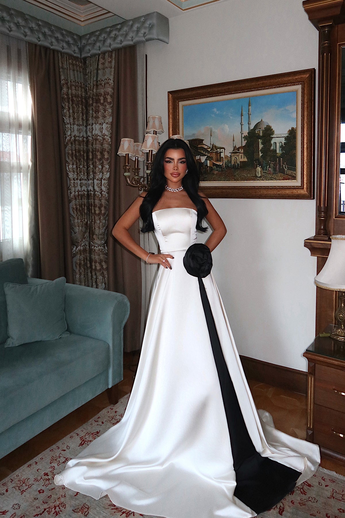 Image of Krem Roseline Gül Detaylı Yırtmaçlı Abiye ATE-3718
