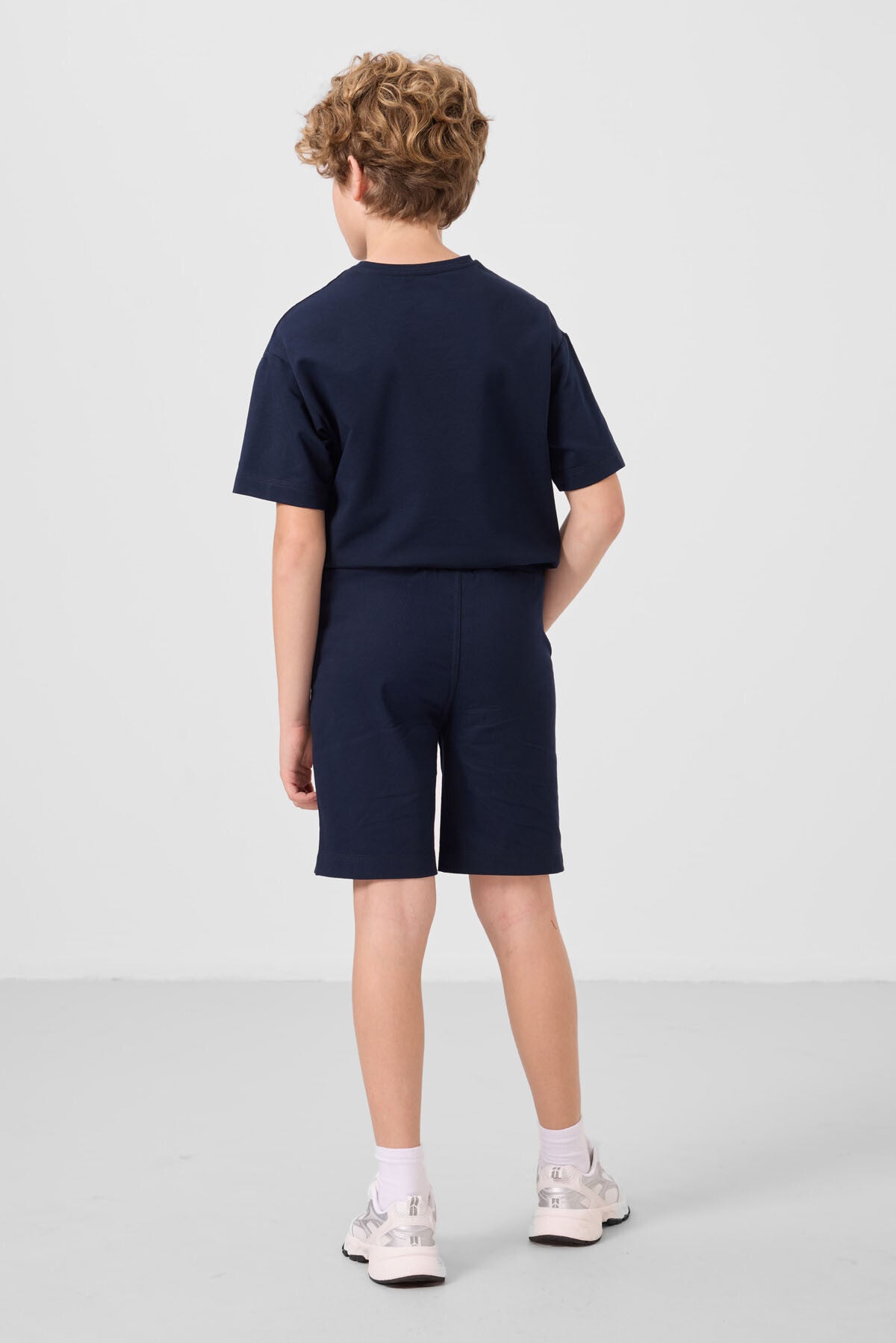 Image of Lacivert Pamuklu Oversize Fit Dokuma Hafif Esnek Chino Erkek Çocuk Şort Takım - 11279