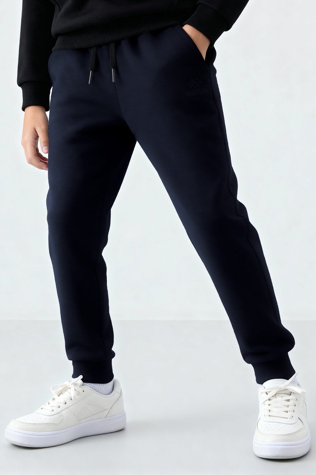 Image of Lacivert Standart Fit Manşetli İnce Erkek Çocuk Eşofman Alt - 11205