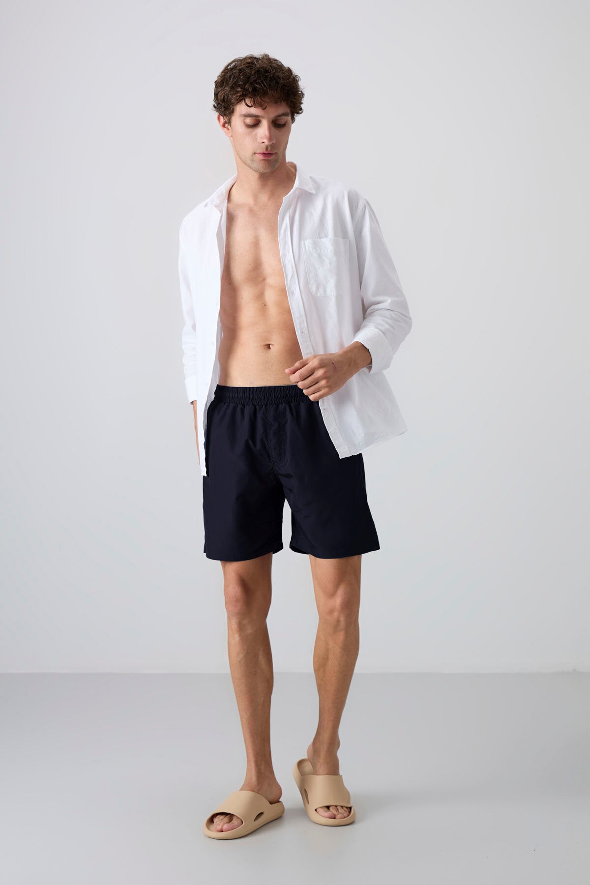 Image of Pantaloni scurți de baie pentru bărbați, bleumarin, cu uscare rapidă, croială standard - 81237