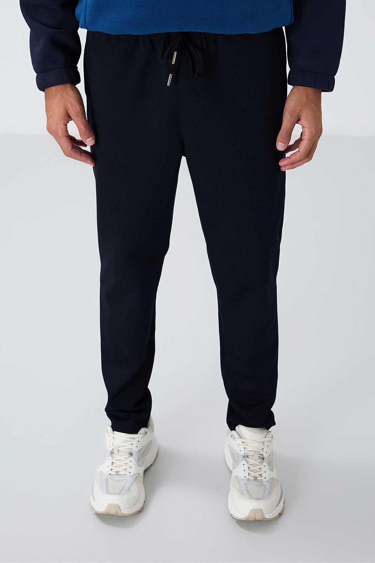 Image of Lacivert Yüzeyi Dokulu Standart Fit Erkek Eşofman Alt - 82155