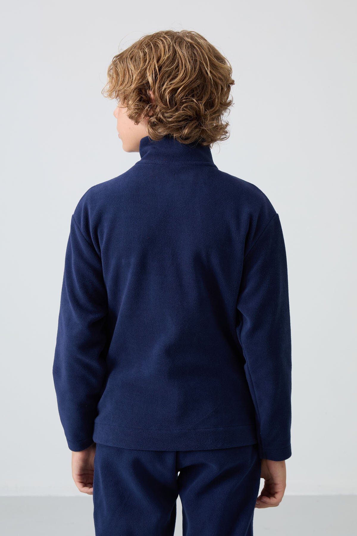 Image of Lacivert Kalın Yumuşak Dokulu Standart Fit Nakışlı Polar Erkek Çocuk Sweatshirt - 11223