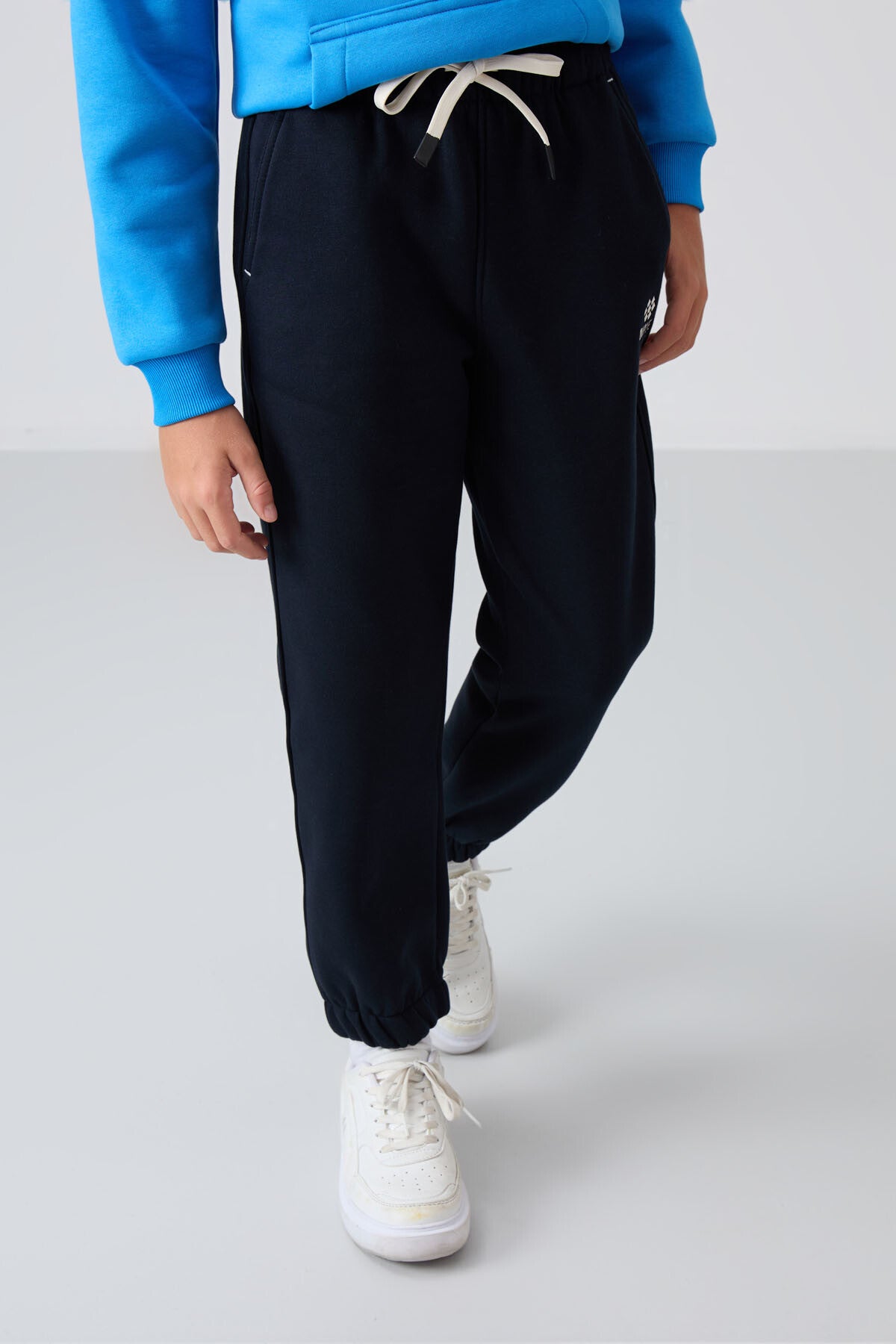 Image of Pantaloni de trening pentru băieți, bleumarin, din bumbac gros, căptușit cu fleece, texturat moale, croială standard, imprimați - 11225