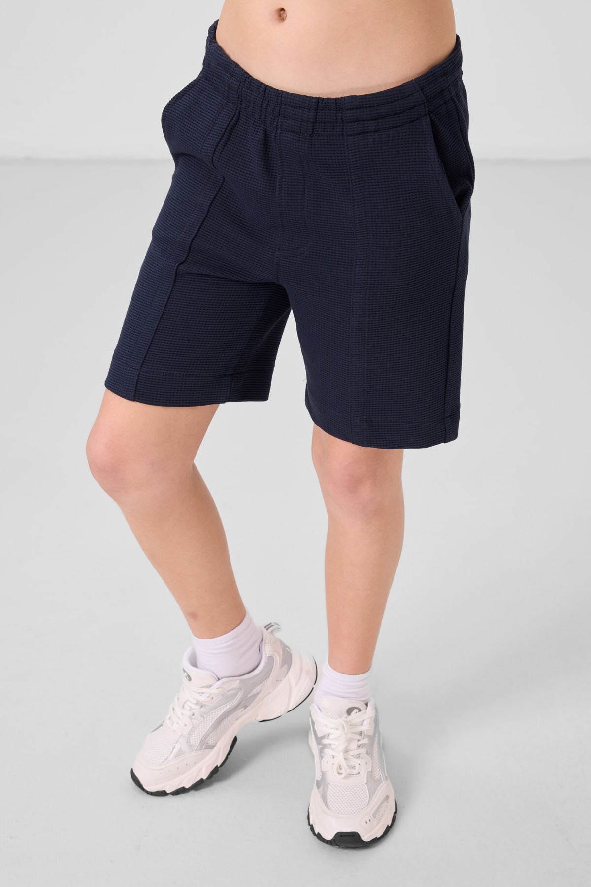 Image of Lacivert Pamuklu Yumuşak Dokulu Standart Fit Basic Erkek Çocuk Şort - 11289