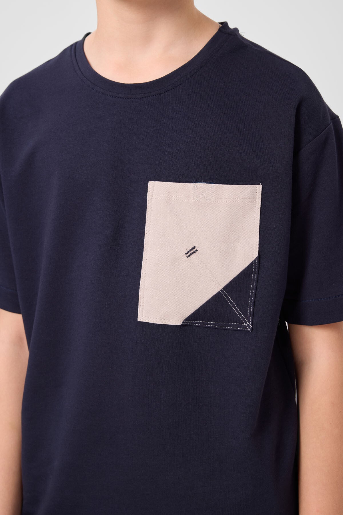 Image of Lacivert-Taş Pamuklu Oversize Fit Dokuma Hafif Esnek Chino Erkek Çocuk Şort Takım - 11278