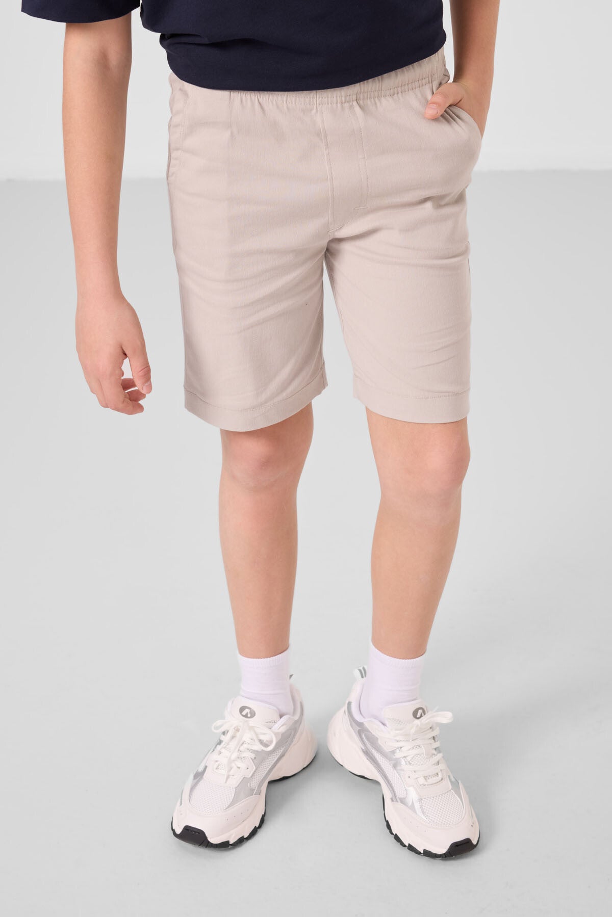 Image of Lacivert-Taş Pamuklu Oversize Fit Dokuma Hafif Esnek Chino Erkek Çocuk Şort Takım - 11278