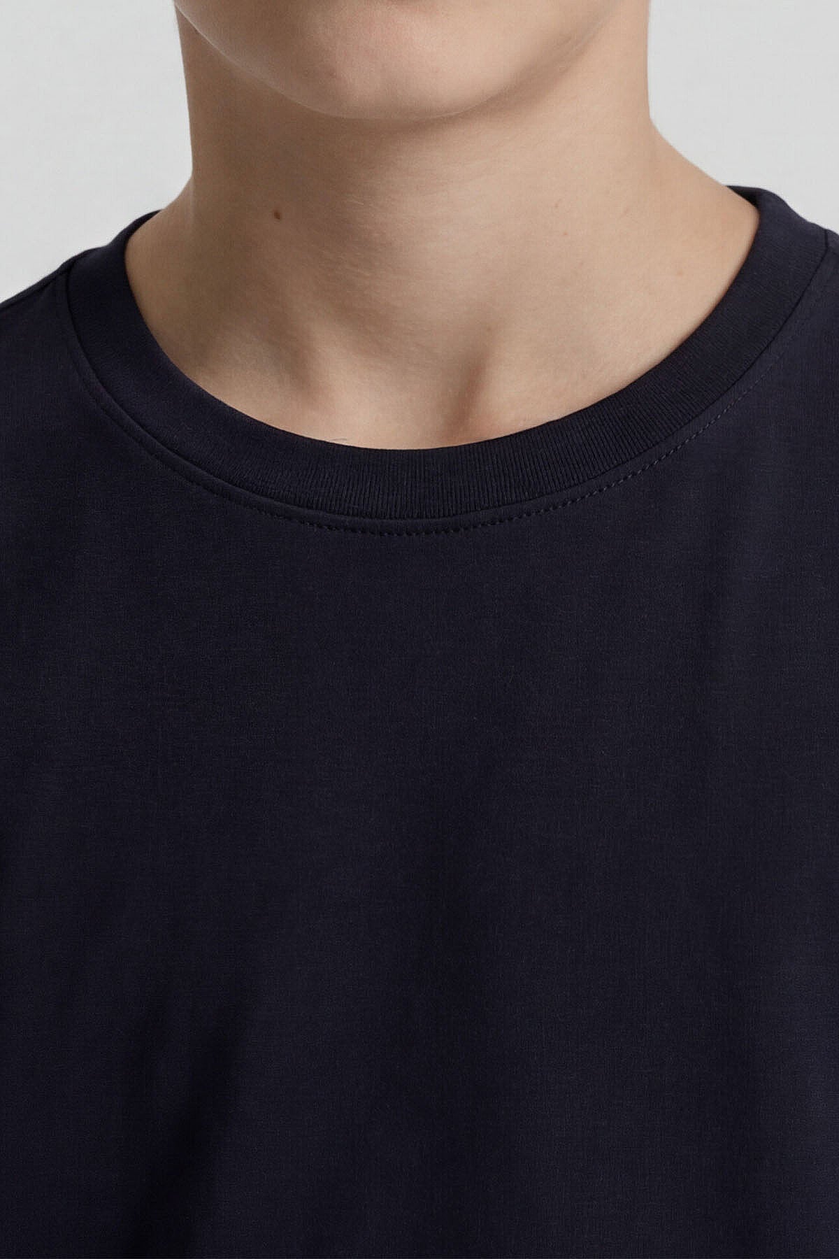 Image of Lacivert O Yaka Standart Fit Basic Uzun Kollu Unisex Çocuk T-Shirt - 11329