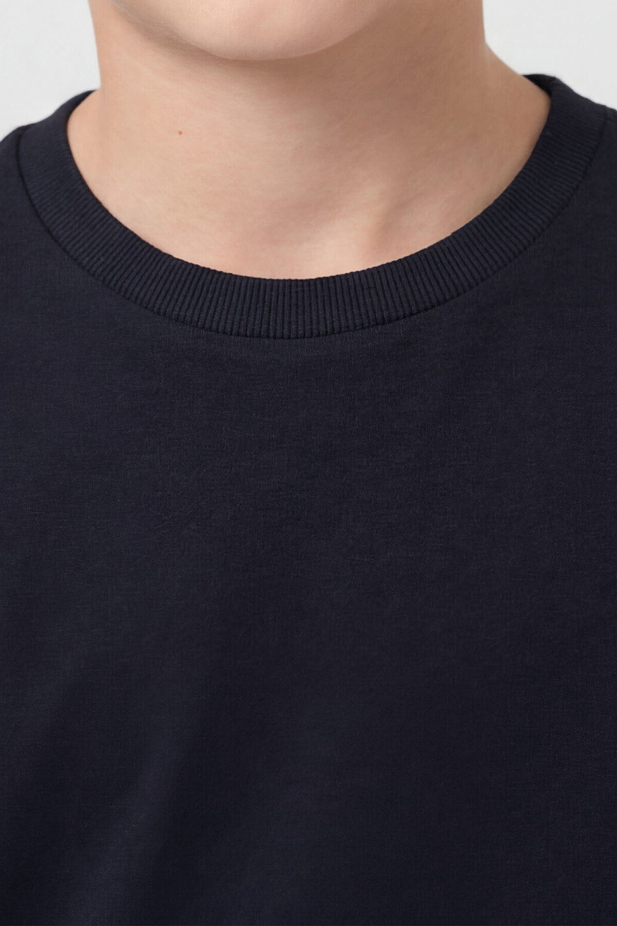 Image of Lacivert O Yaka Standart Fit Basic Unisex Çocuk T-Shirt - 11328