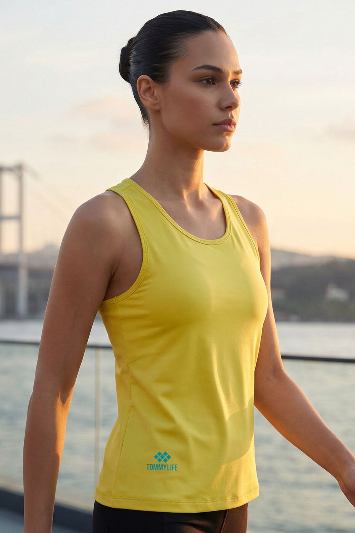 Image of Limon Standart Fit Çapraz Sırt Detaylı Kadın Spor Atlet - 97296