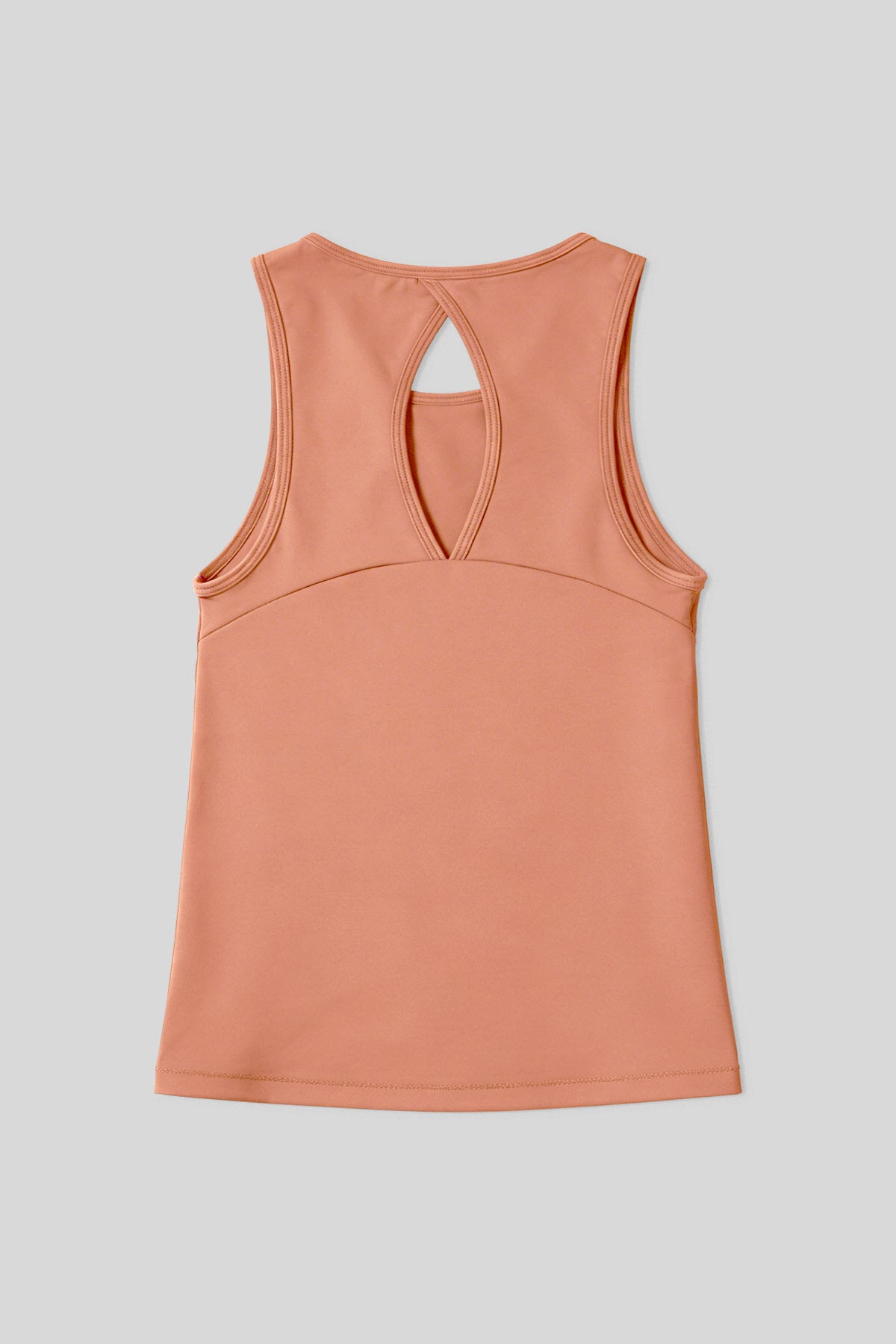 Image of Maiou sport pentru femei, culoare coral, cu croială standard, cu detaliu încrucișat la spate - 97296