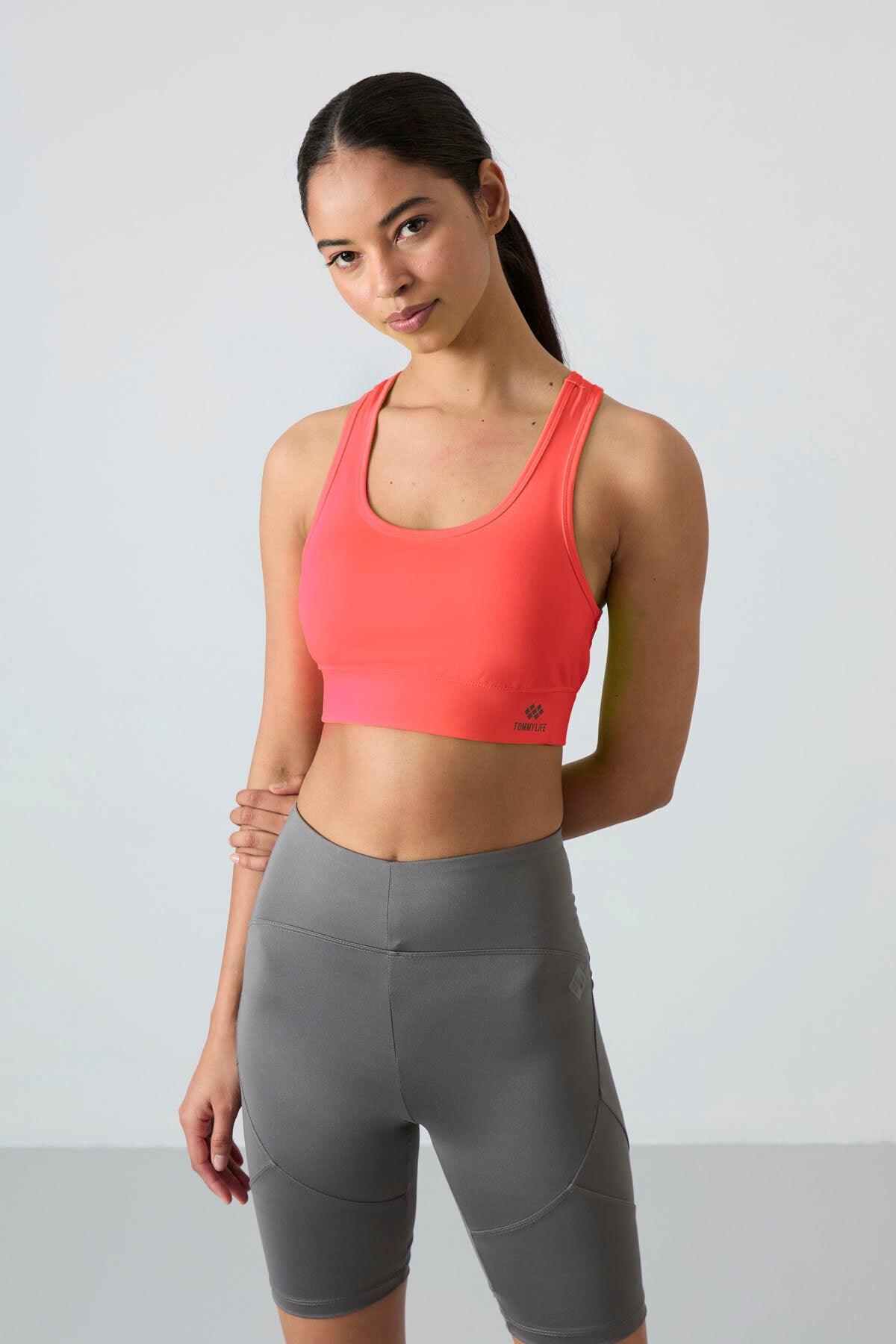 Image of Neon Pembe Sırt Detaylı Dar Kalıp U Yaka Kadın Spor Büstiyer - 97120