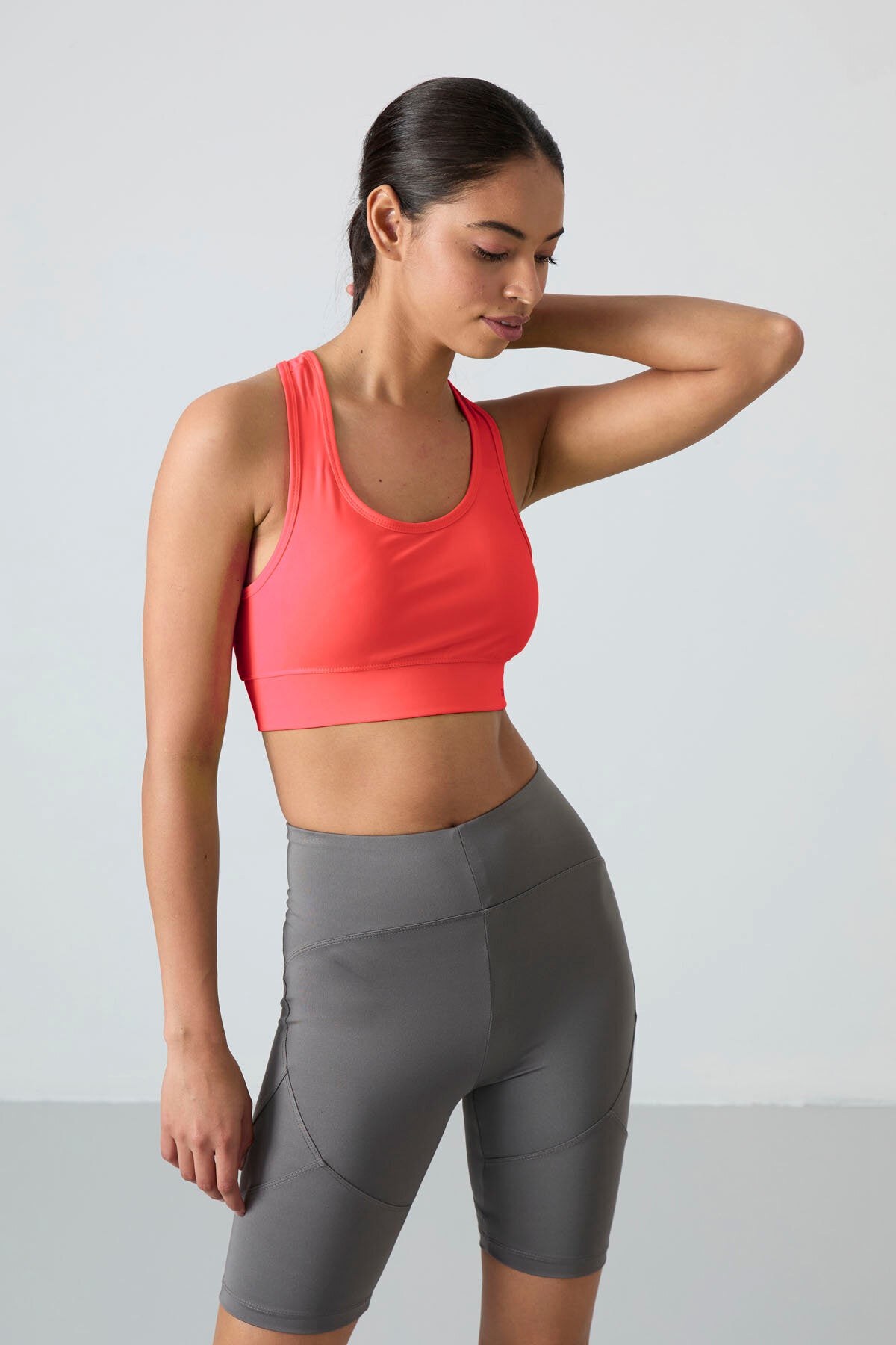 Image of Neon Pembe Sırt Detaylı Dar Kalıp U Yaka Kadın Spor Büstiyer - 97120