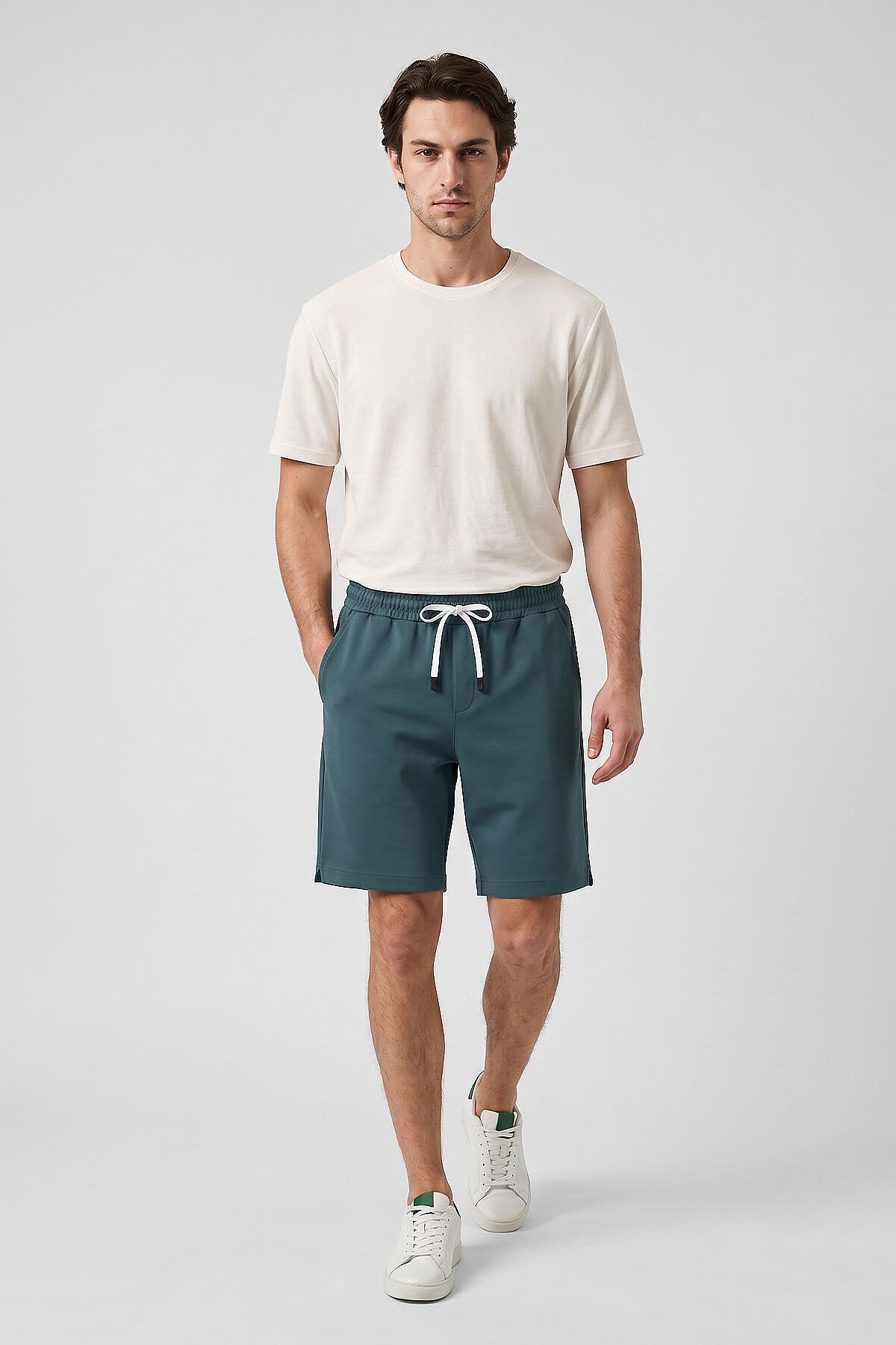 Image of Orman Yeşili Standart Fit Basic Arka Cepli Erkek Şort - 81314