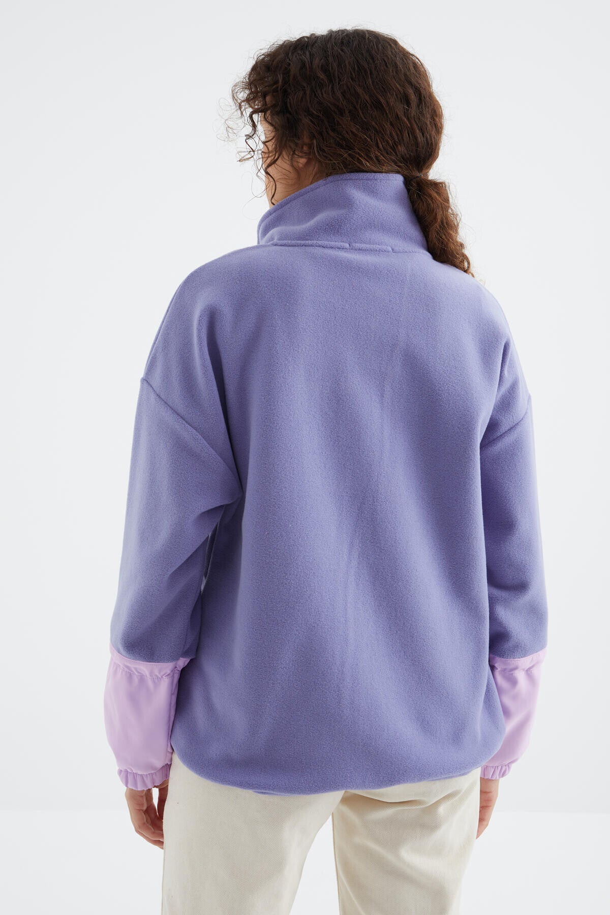Image of Açık Eflatun Etek Ucu Büzgülü Yarım Fermuarlı Oversize Kadın Polar Sweatshirt - 97238