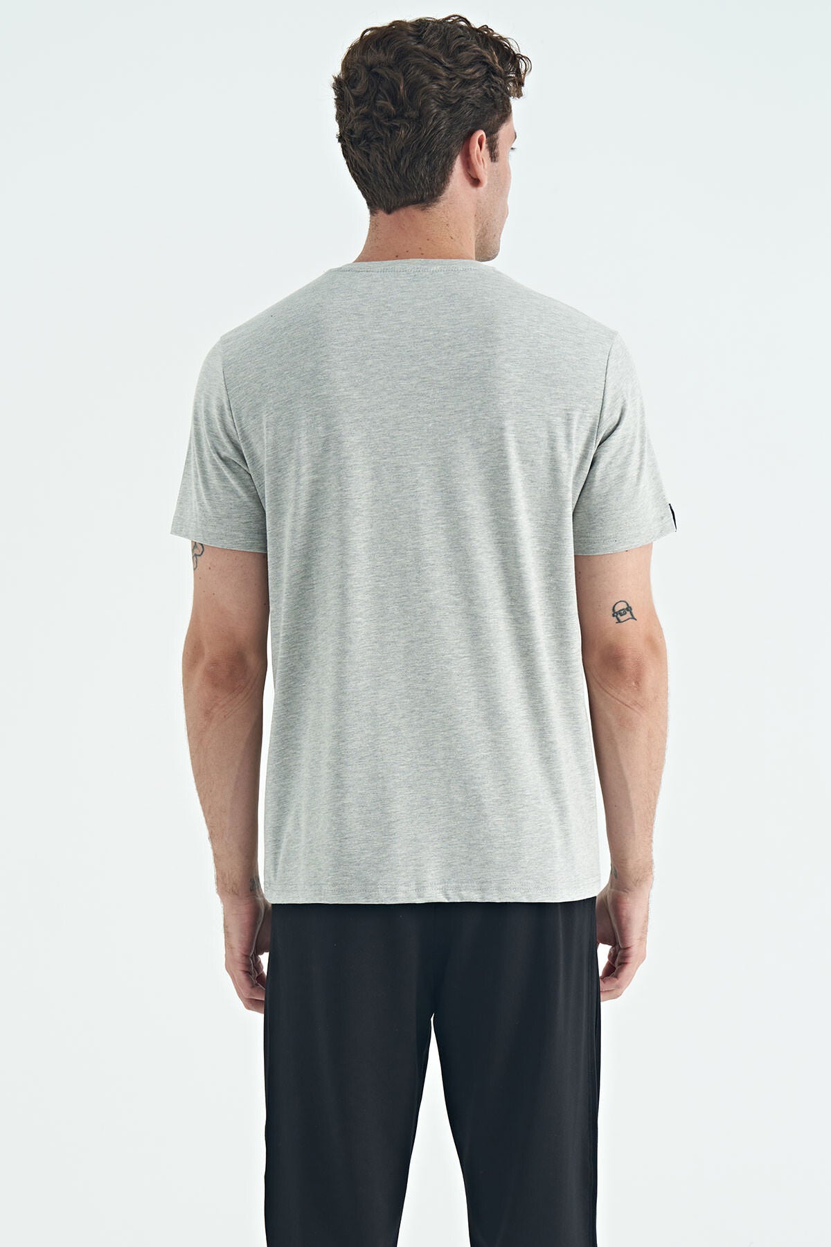 Image of Gri Melanj Erkek Basic Kısa Kol Standart Kalıp O Yaka T-shirt - 87911