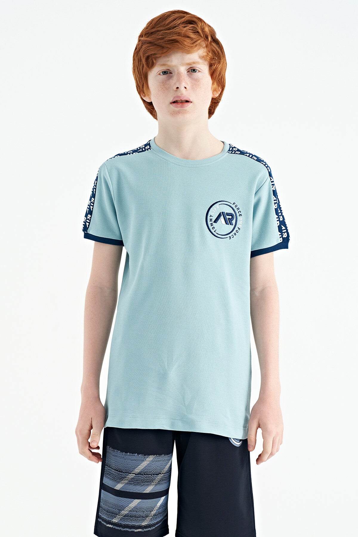 Image of Açık Mavi Omuz Baskı Detaylı Standart Kalıp O Yaka Erkek Çocuk T-Shirt - 11121