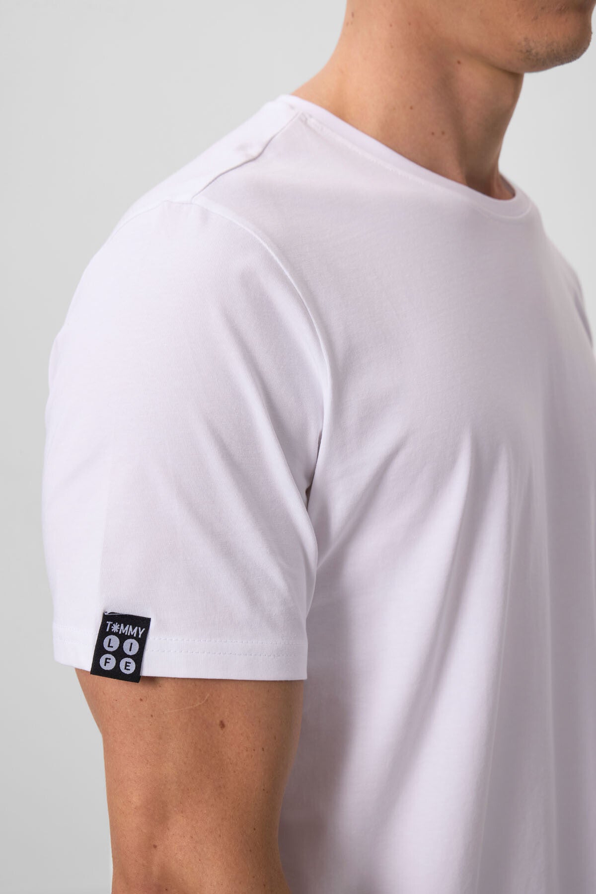 Image of Beyaz Erkek Basic Kısa Kol Standart Kalıp O Yaka T-shirt - 87911