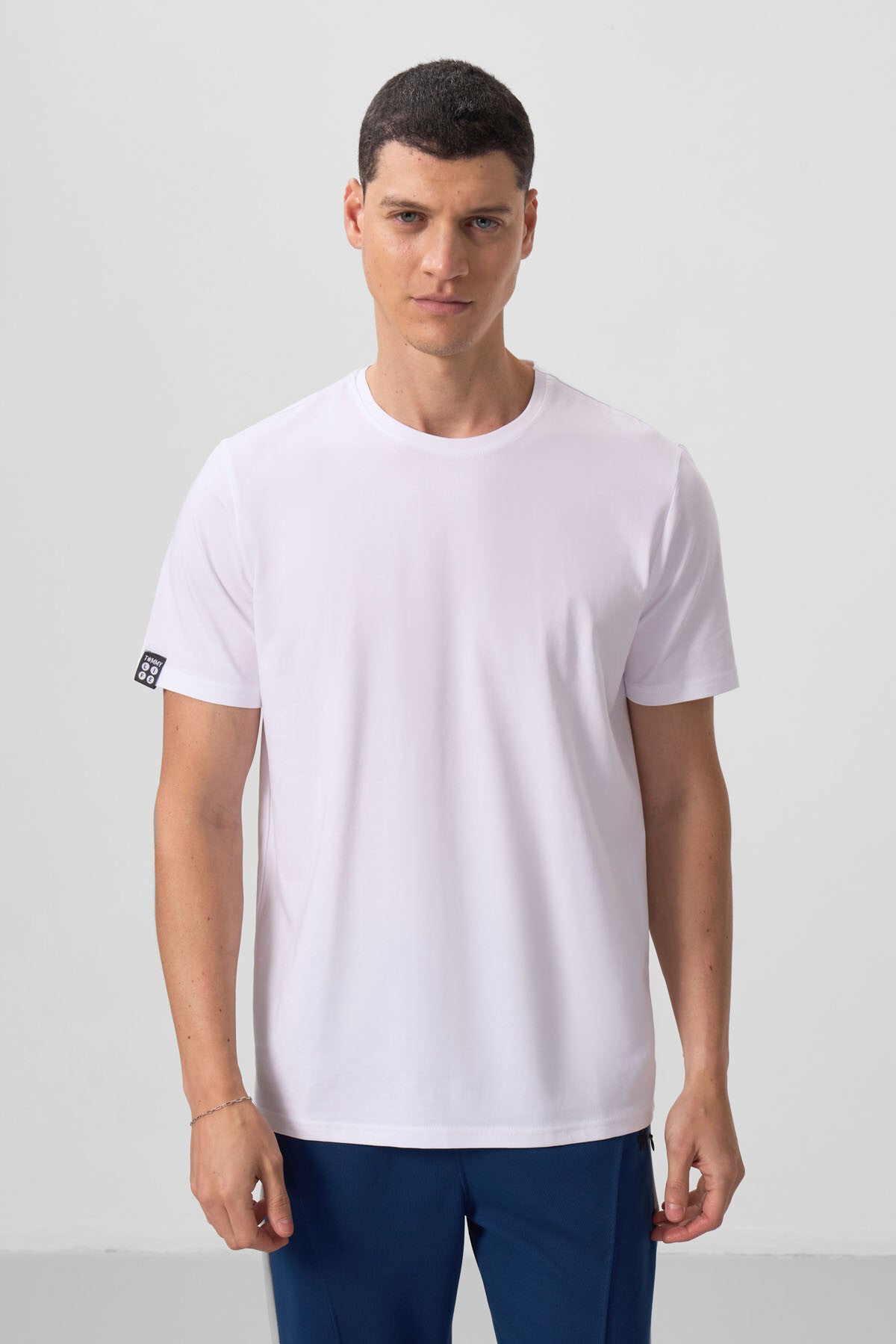 Image of Beyaz Erkek Basic Kısa Kol Standart Kalıp O Yaka T-shirt - 87911