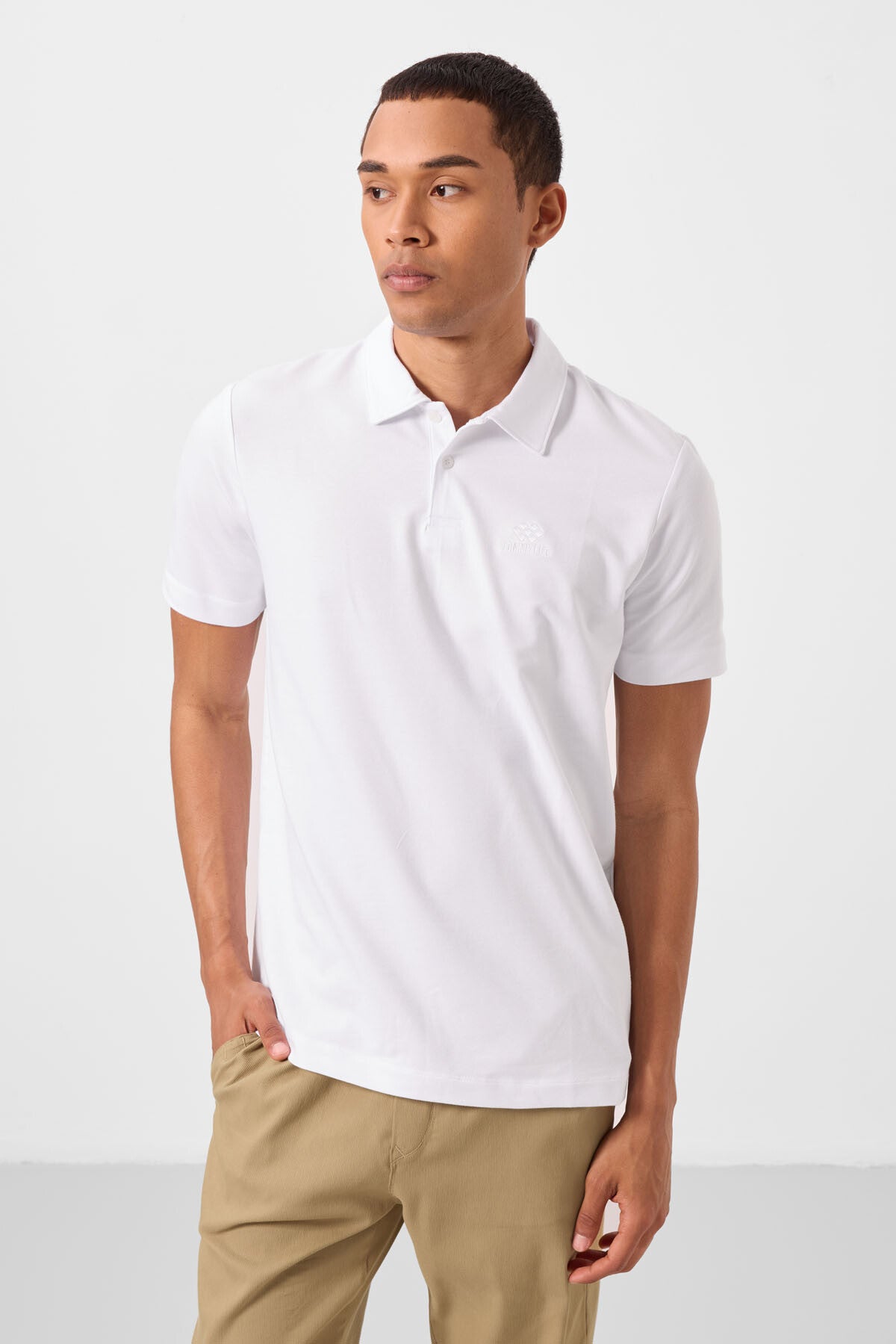 Image of Beyaz Standart Kalıp Basic Polo Yaka Erkek T-Shirt - 87748