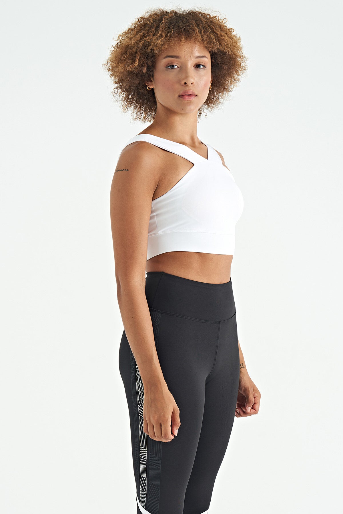 Image of Bustieră de damă din material Scuba, cu imprimeu logo alb și croială slim fit - 97259