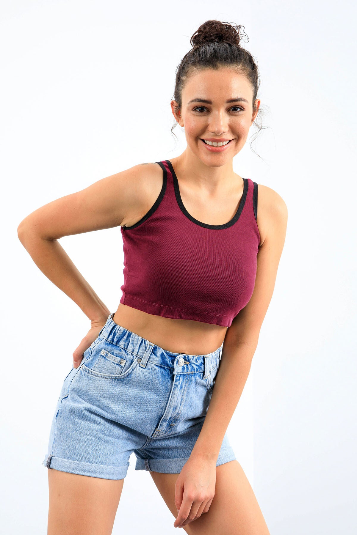 Image of Bordo Basic Sıfır Kol Dar Kalıp U Yaka Kadın Crop Top Atlet - 97162