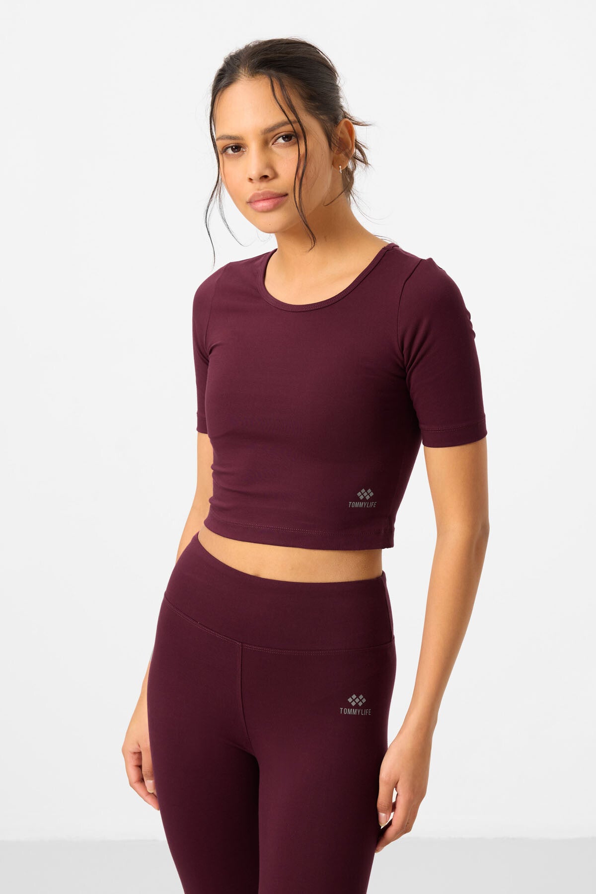 Image of Bordo Yüksek Bel Kapri-Crop T-Shirt Slim Fit Kadın Tayt Takım - 95285