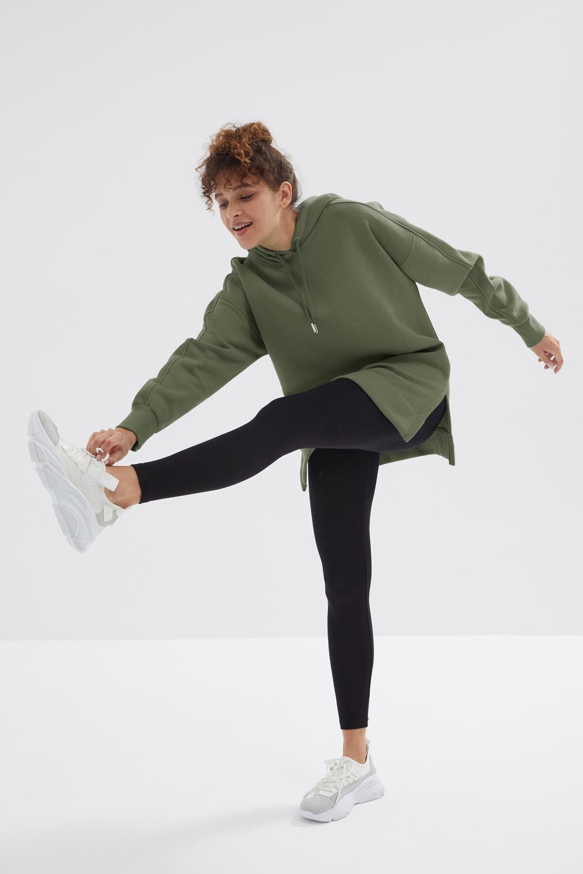 Image of Çağla Reglan Kol Basic Kapüşonlu Oversize Sweatshirt Tunik - 97242