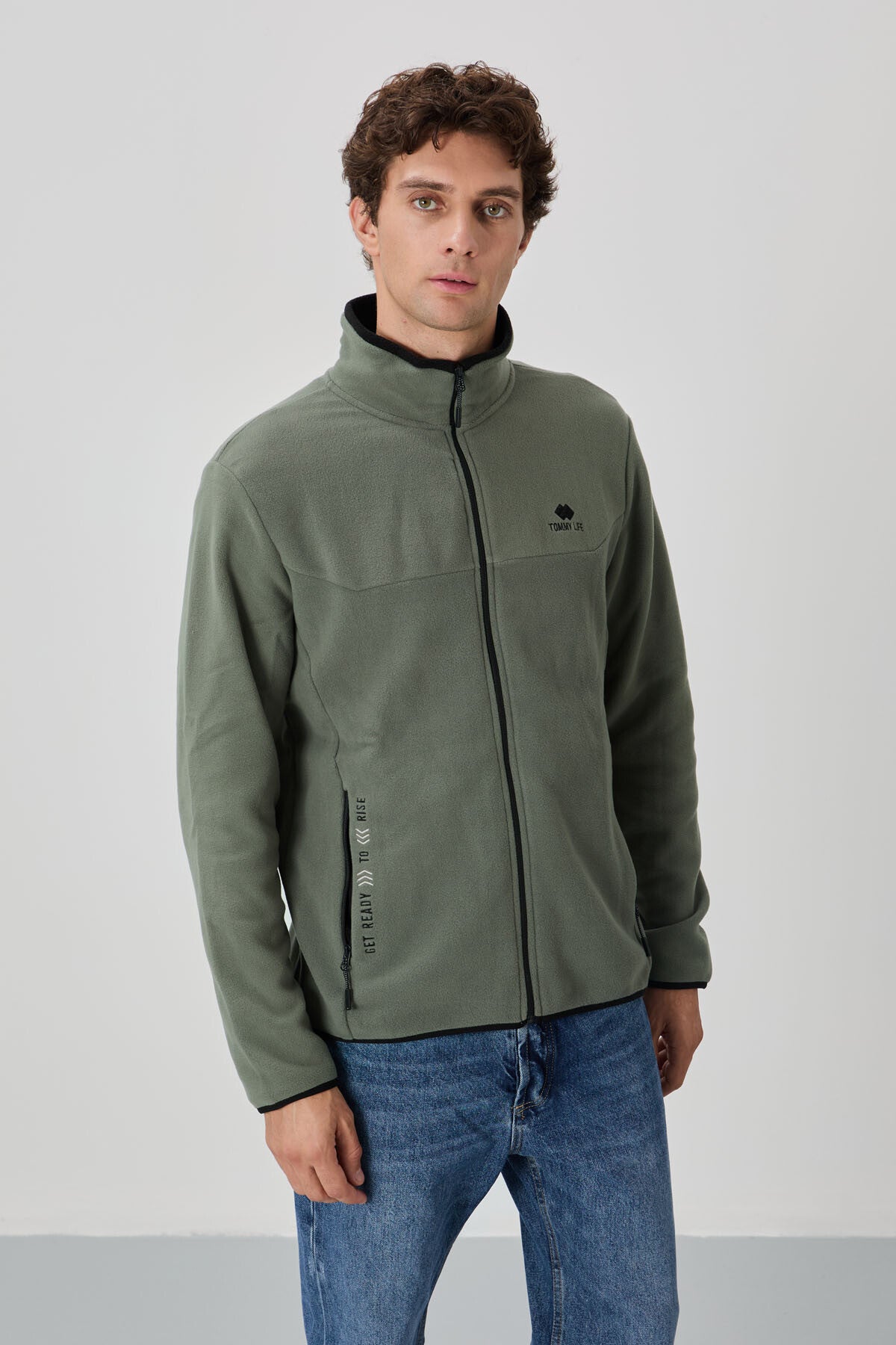 Image of Çağla Yazı Nakışlı Dik Yaka Fermuarlı Standart Kalıp Erkek Sweatshirt Polar - 87992