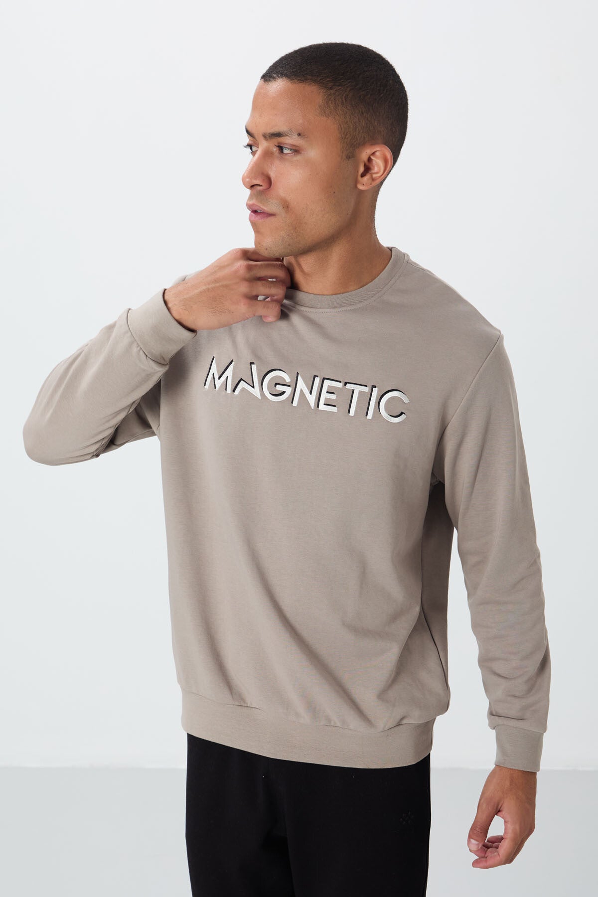 Image of Camel Yazı Nakışlı O Yaka Rahat Form İçi Polarlı Erkek Sweatshirt - 88020